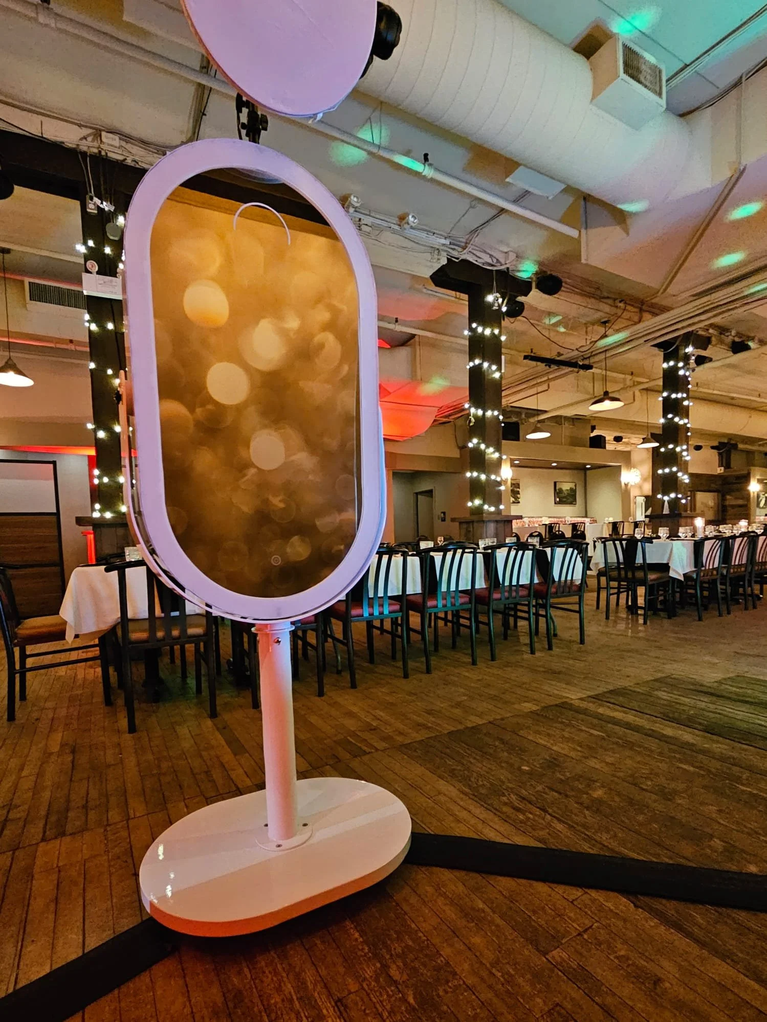 Why Photo Booths Are The Most Booked Entertainment For Christmas Parties in Winnipeg