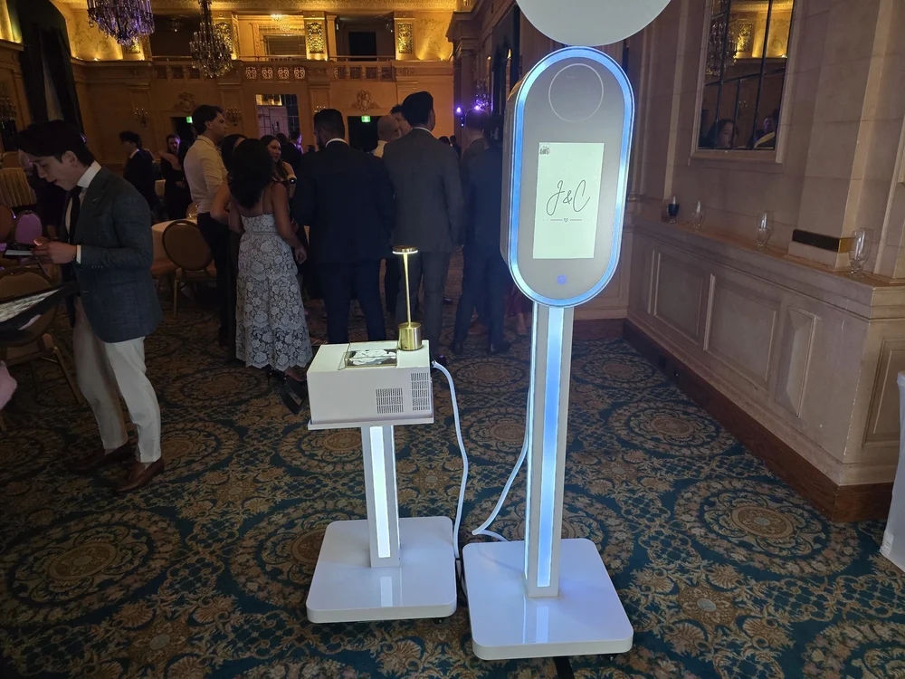 The Aura booth with its lit column and a custom start screen at a Fort Garry Hotel wedding