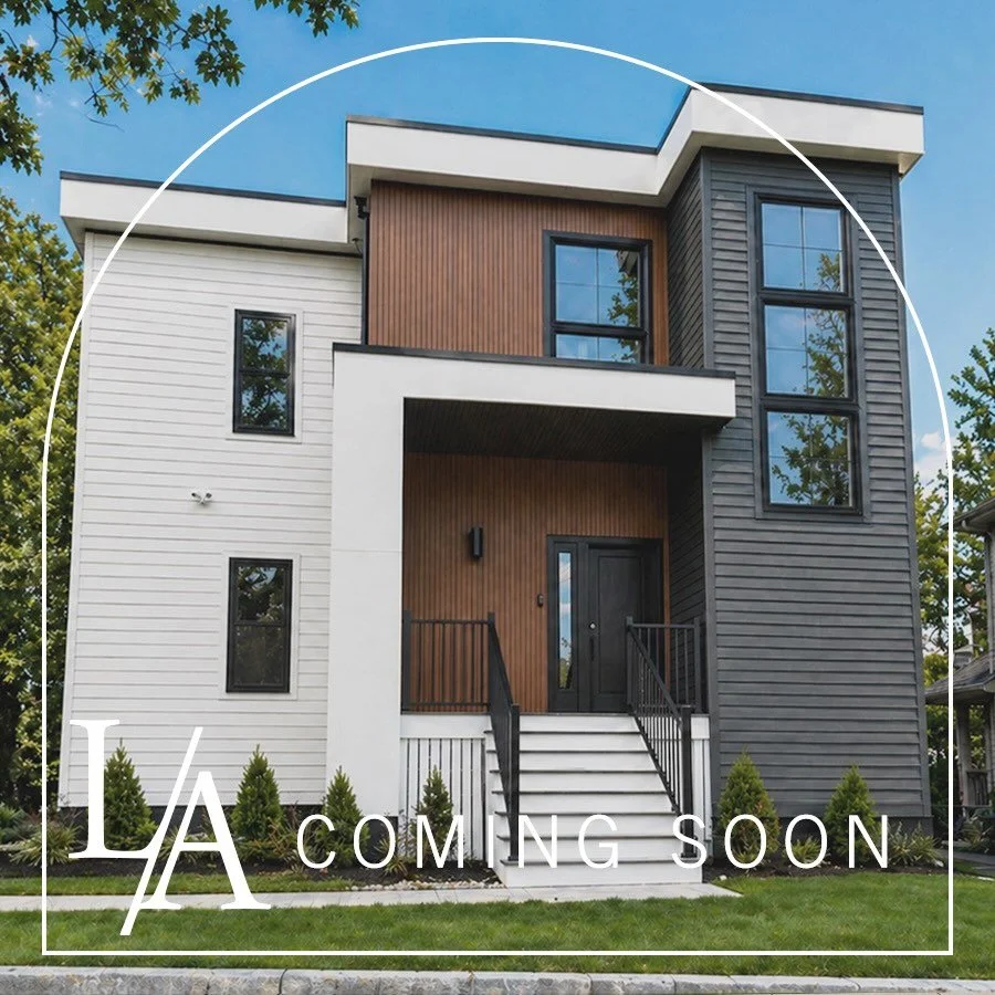 Coming Soon 🔑

Introducing 77 Wolcott Street, the perfect balance of luxury and metropolitan living.

📍77 Wolcott Street, Medford, MA
🔑 Listed by Jenna Lovely Buonfiglio @thelovelyadvisory 

#realestate
#homesforsale
#propertyforsale
#luxuryhomes

