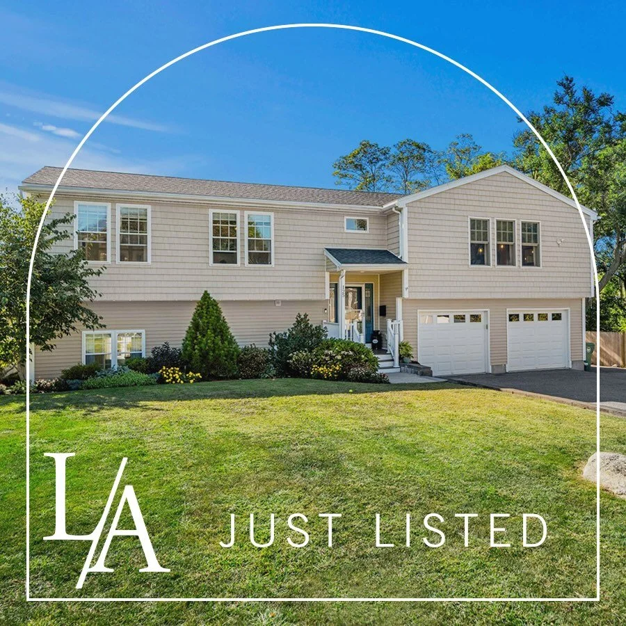 Just Listed! 🔑

📍125 Fellsmere Street, Lynn

Built in 2015, this spacious 4-bedroom, 3-bath home offers over 2,500 square feet of living space, a flexible floor plan, and a private backyard retreat featuring an in-ground swimming pool. 

Offered at