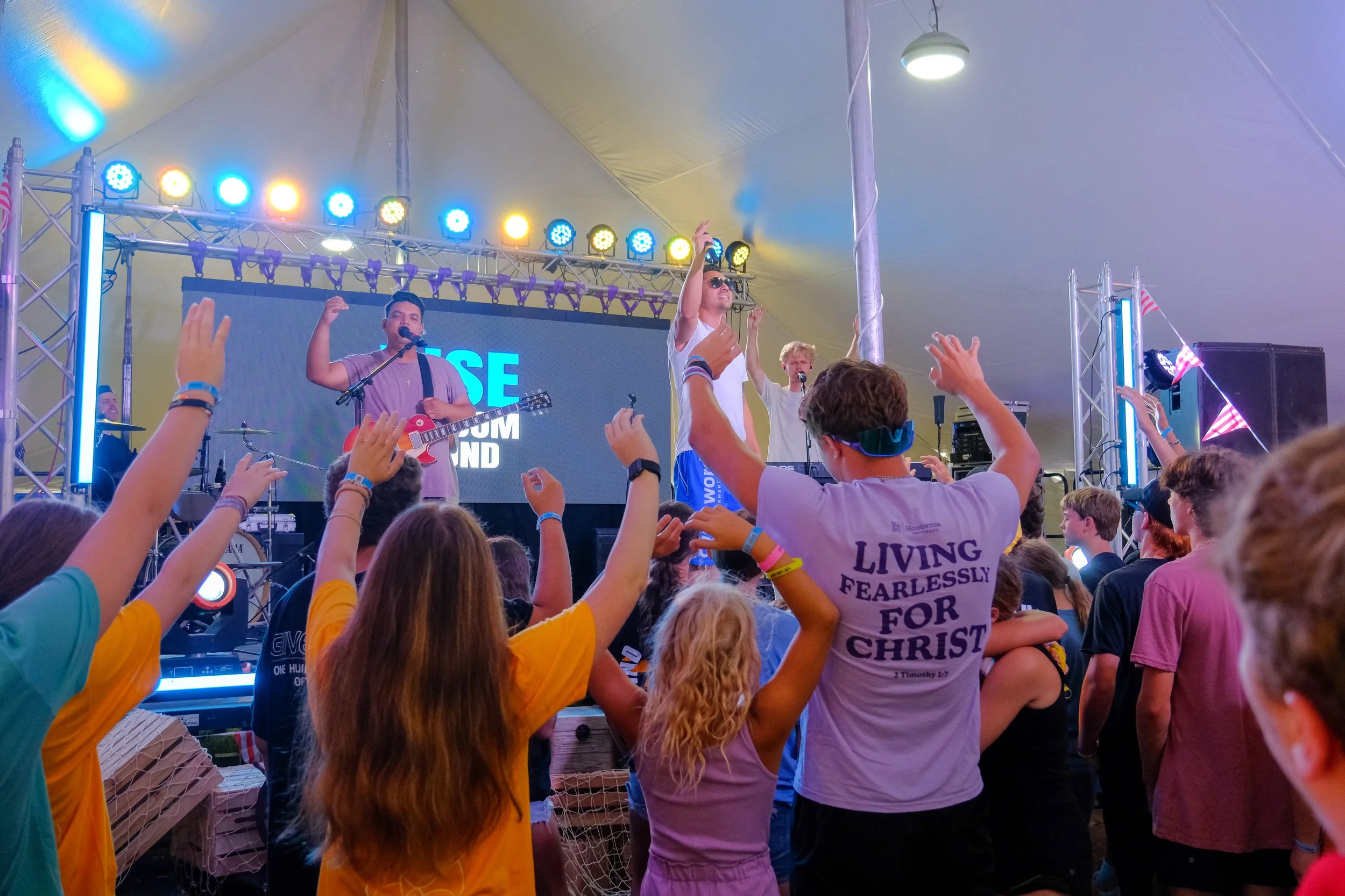 How Group Tickets Help Youth Groups Enjoy Concerts Together