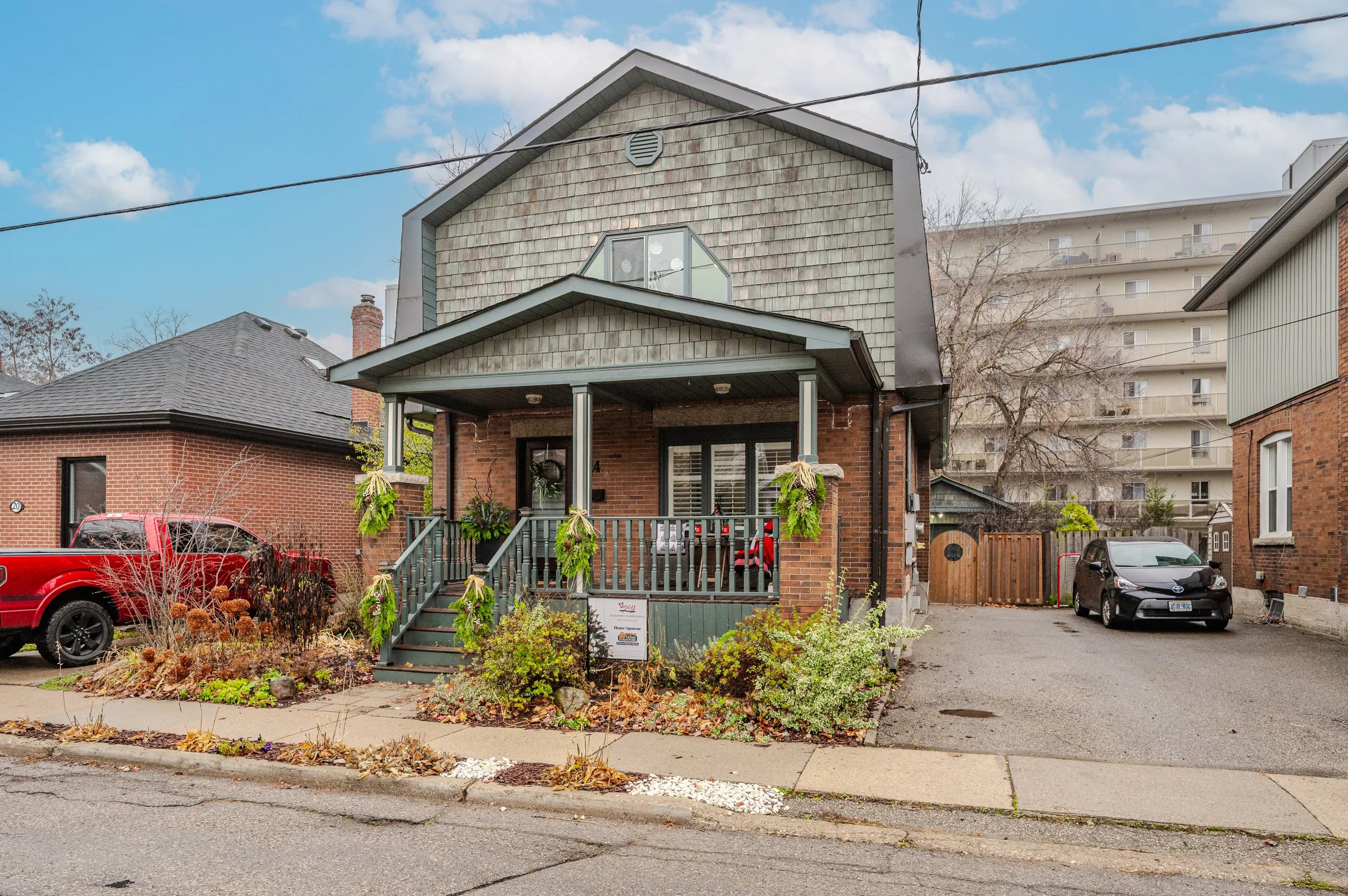 24 Verney St_Guelph-1 (3).jpg