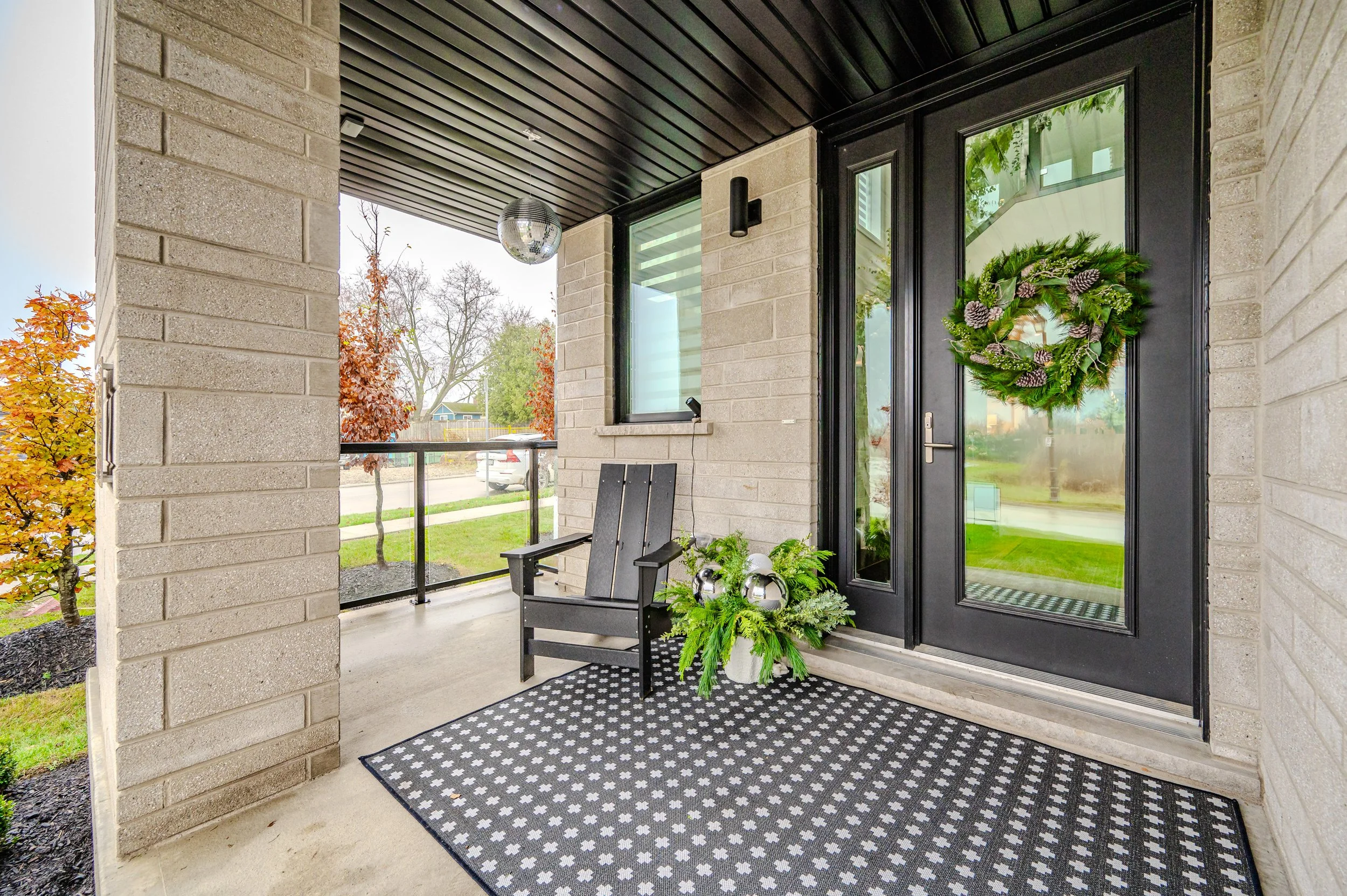 2 Nicholas Way_Guelph-6.jpg