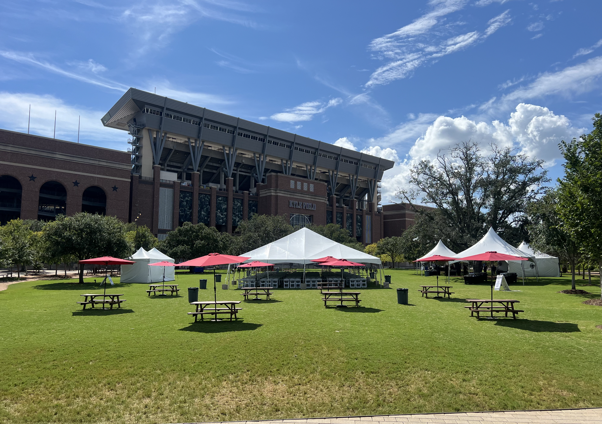 Frame Tent vs. High Peak Tent: What’s the Difference?