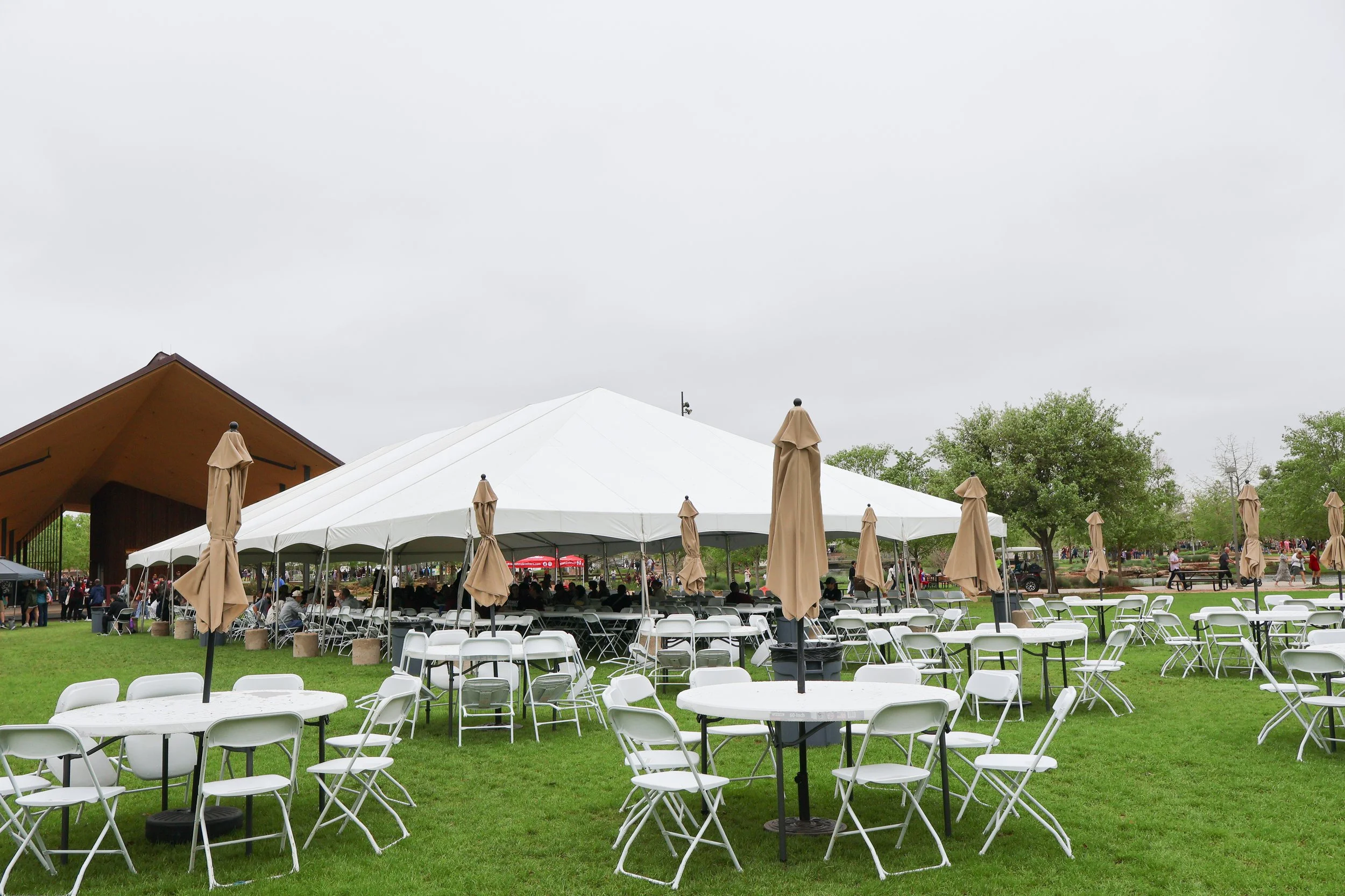 How to Choose the Right Tent Size for Your Event