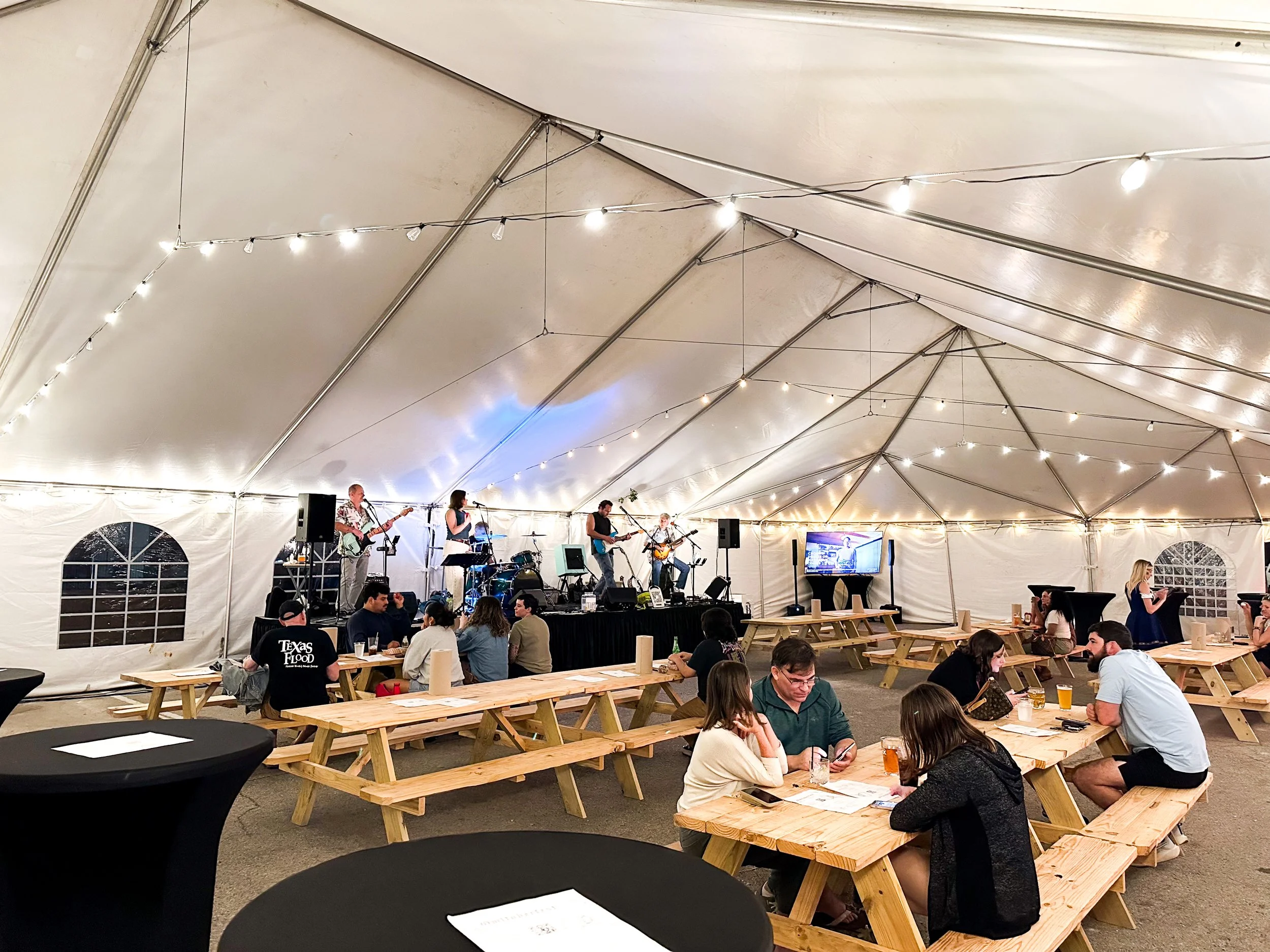 Lighting &amp; Power: How to Keep Outdoor Events Bright and Safe