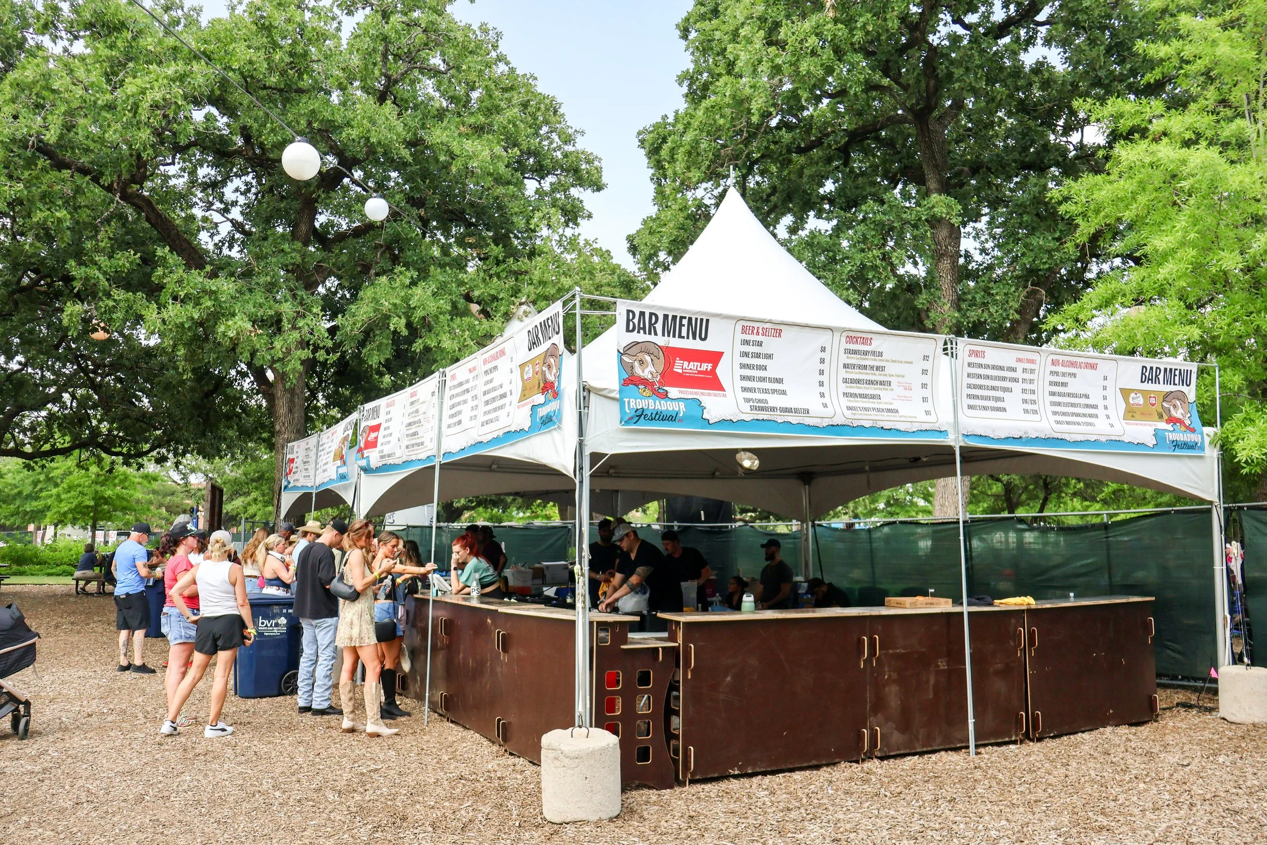 Planning a Festival? How the Right Event Rentals Can Make All the Difference