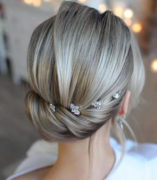 Choosing the Right Hairstyle for Your Asheville Wedding Venue