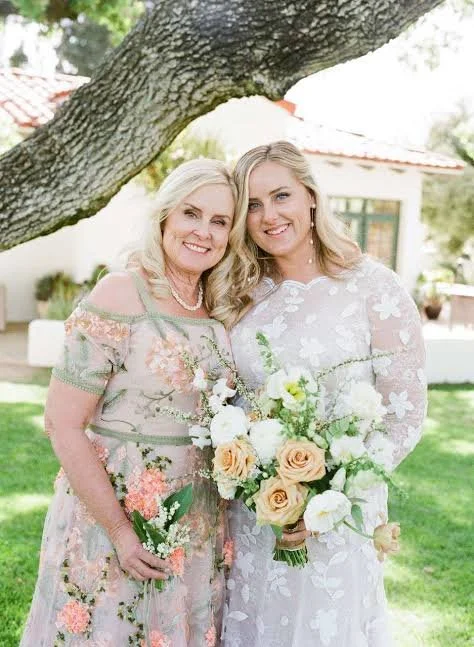 Sophisticated Makeup Ideas for the Mother of the Bride or Groom