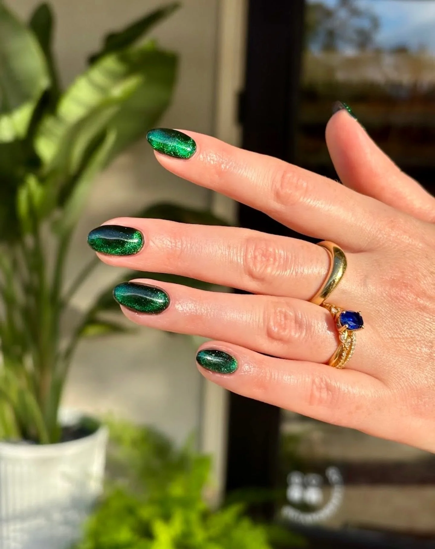 Us 🤝 green cateye 🎄🍀💚🌴

#diamondnailco #nailsnailsnails #longbeachms #mandeville #luxurynailsalon