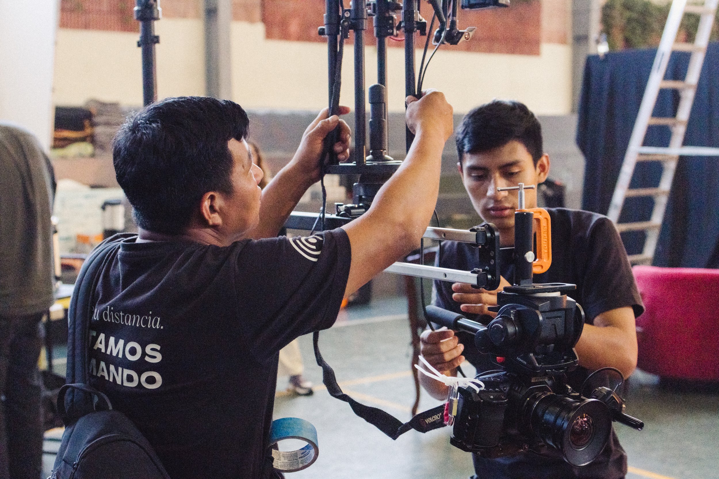 Asist. Camara / Diseño 