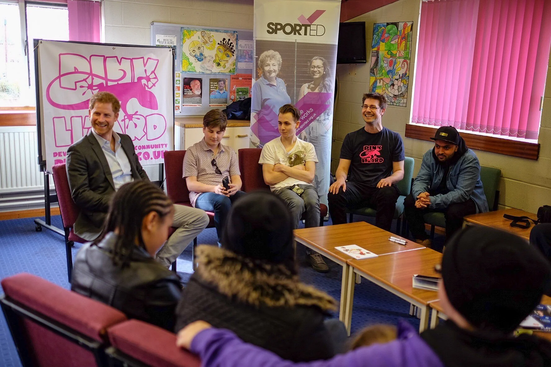 C7c7viSW4AU2_r4.jfif