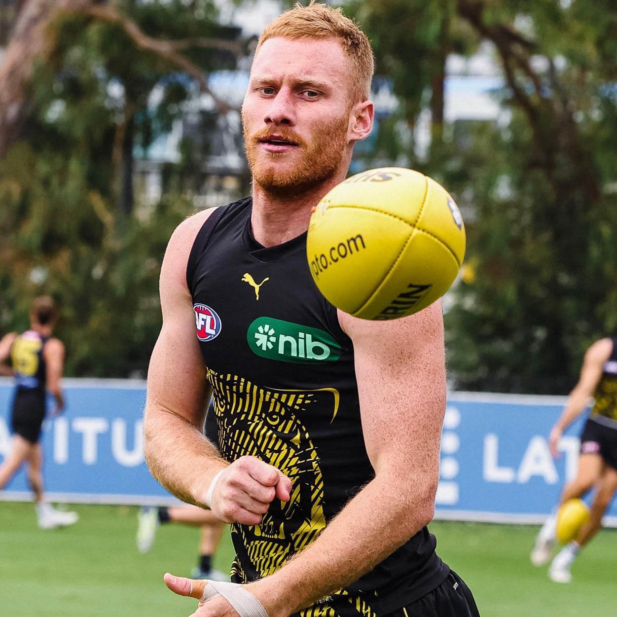 sports apparel manufacturers in vietnam