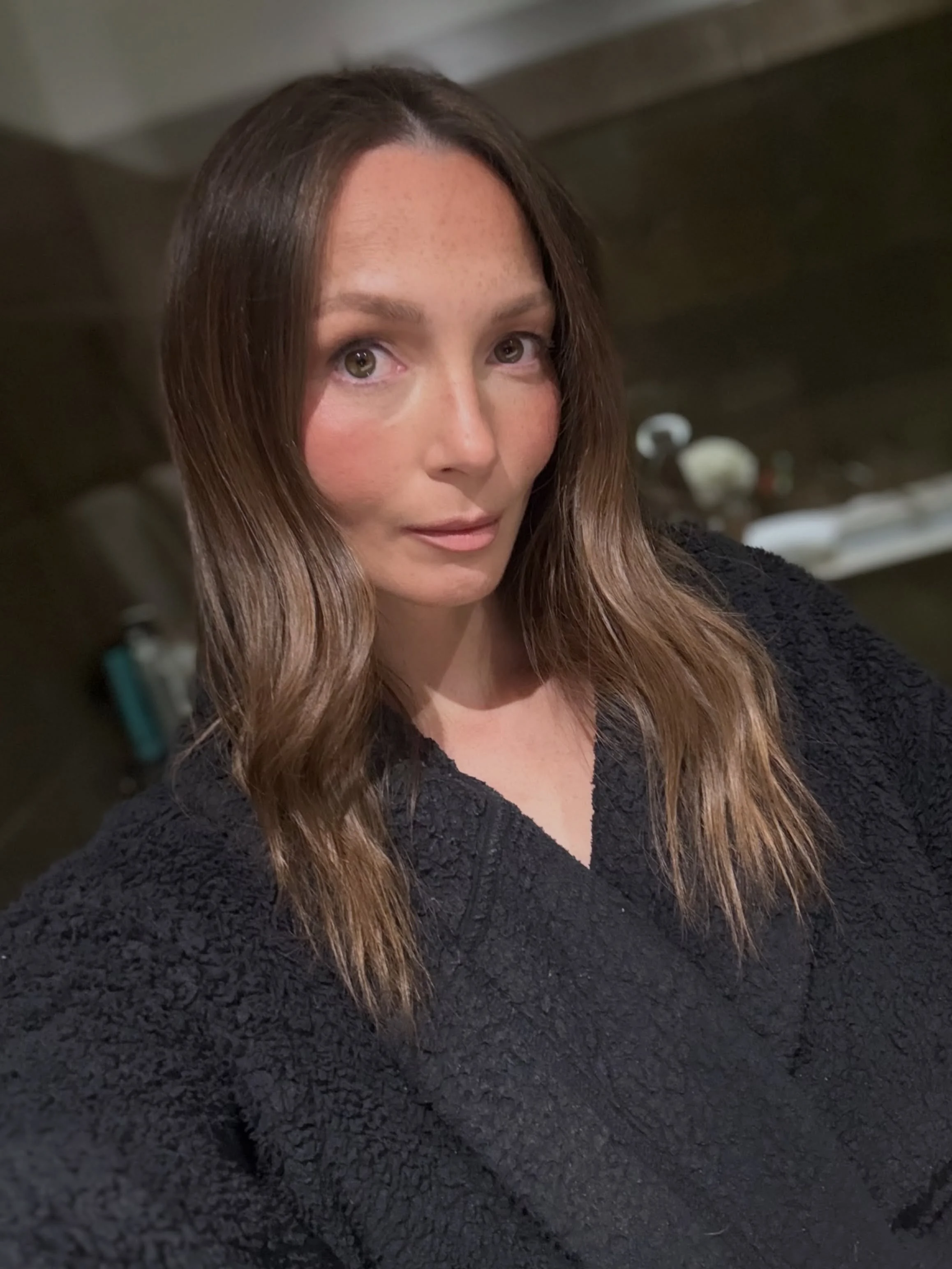 So I decided to go a little lighter with my hair for the first time in 4 years!!! Did I spiral as soon as I saw it? Yes. But I&rsquo;ve since calmed down and fallen madly in love with it 🤪🤗🫶🏼