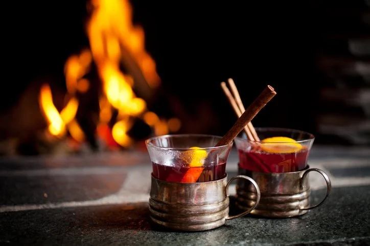 Where can I stay at Cradle Mountain with a real fire place?