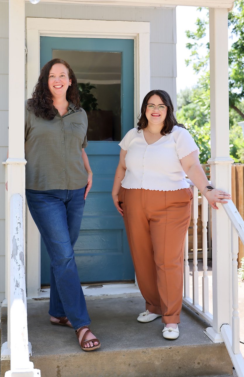 Dallas EMDR therapists smiling on porch