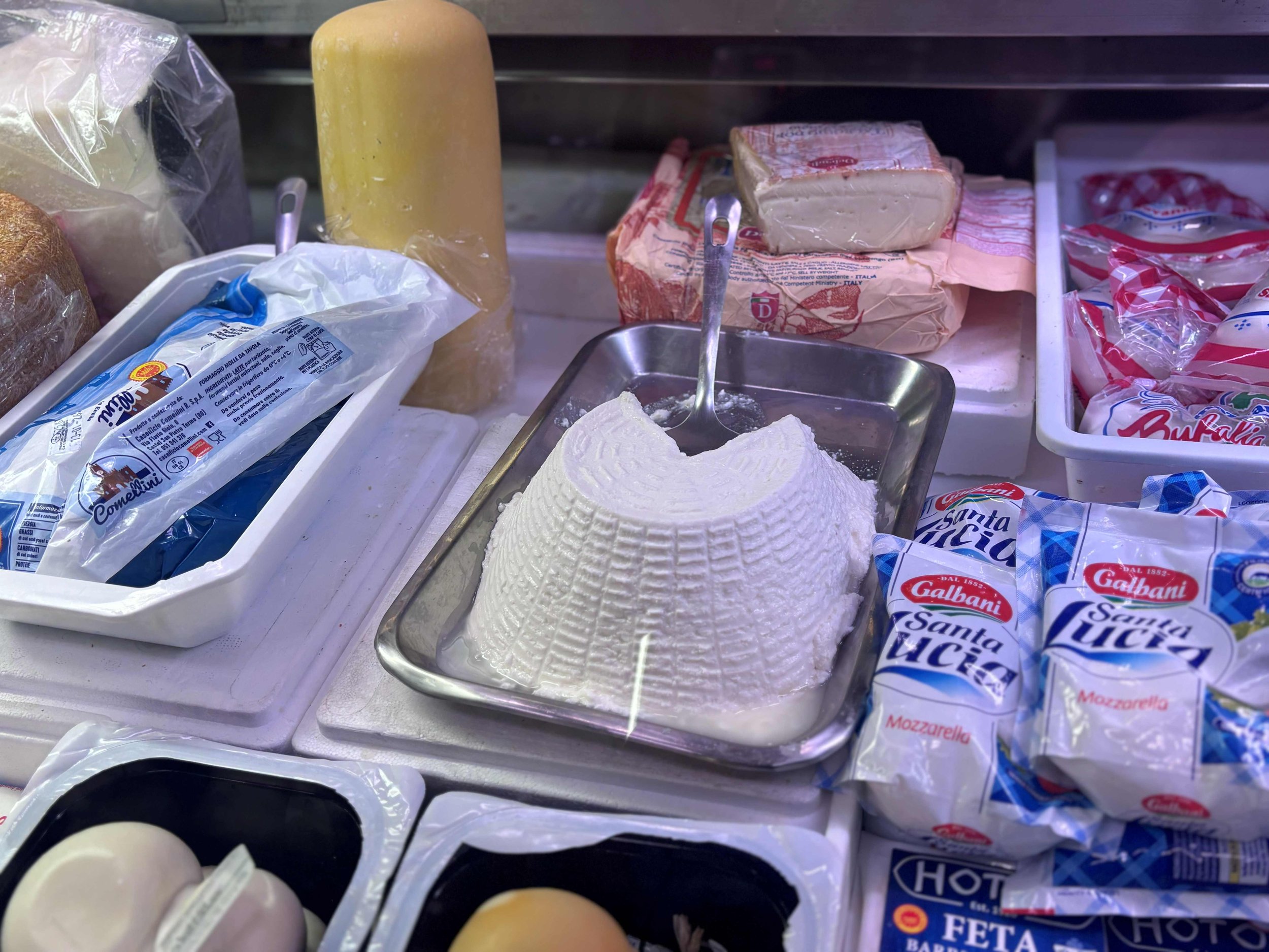 Zeccola Italy food 6.jpg