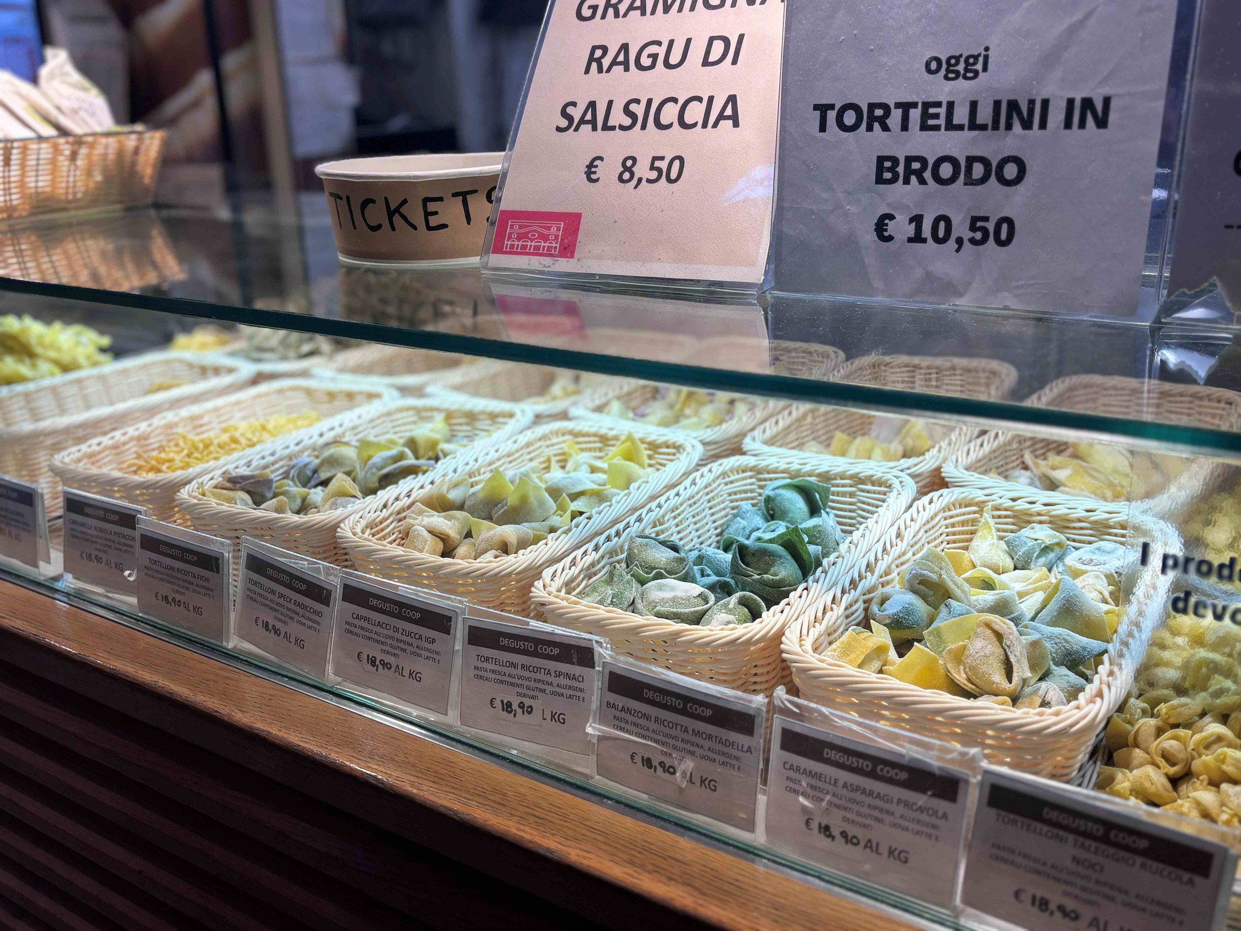 Zeccola Italy food 7.jpg