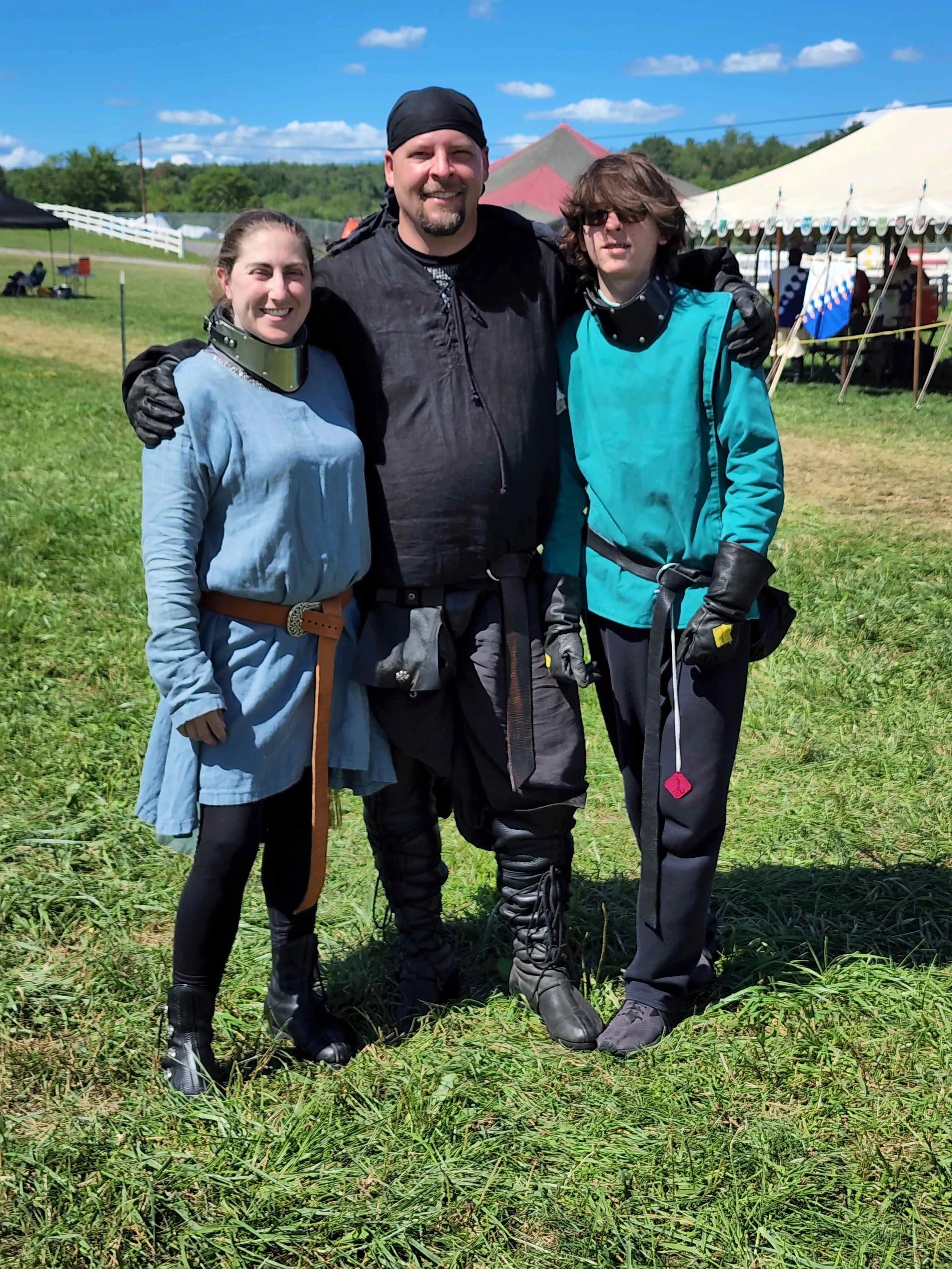 Rachel Niemet swordfighting family.jpg