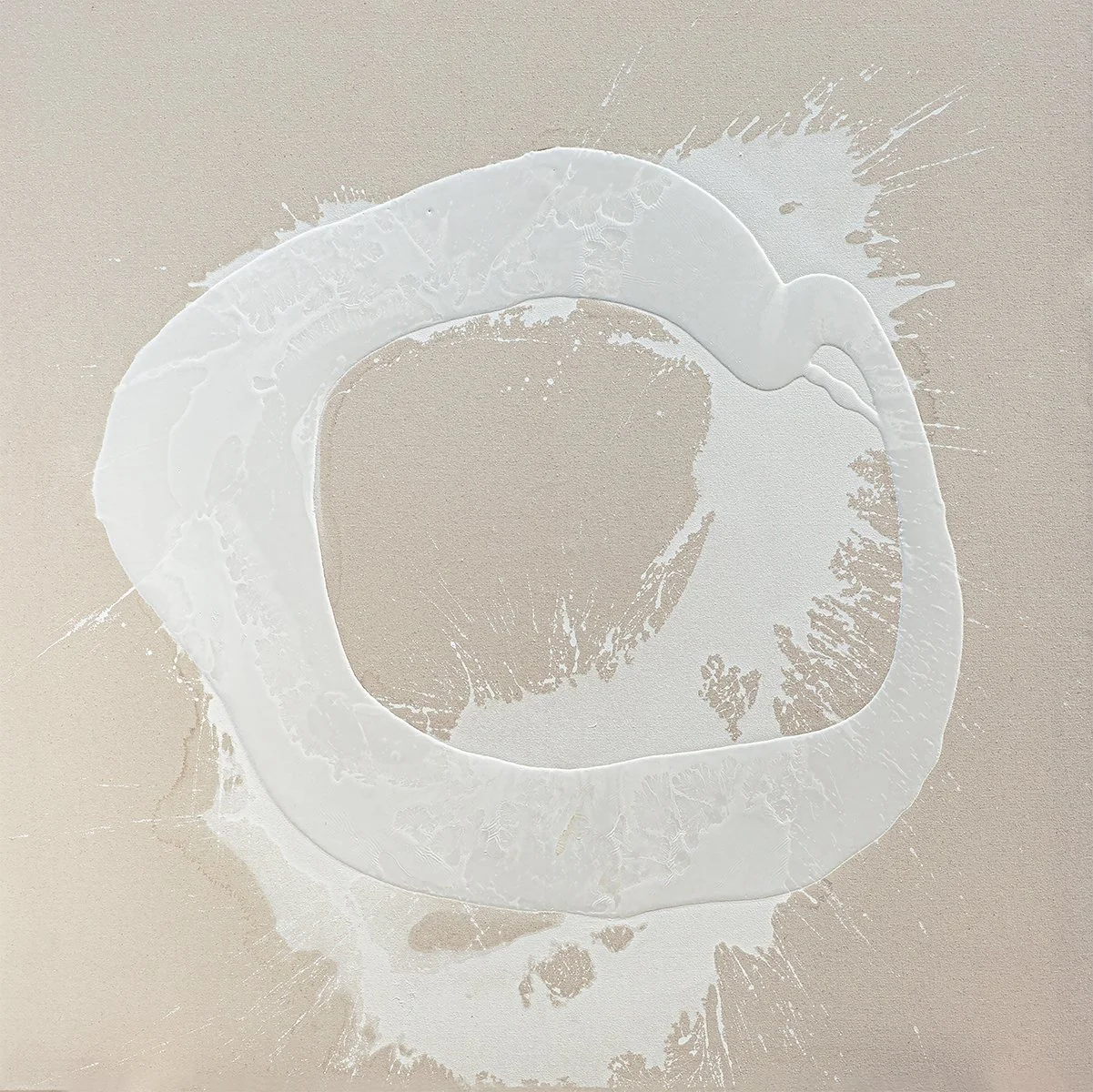 Caroline Christie-Coxon. Halo