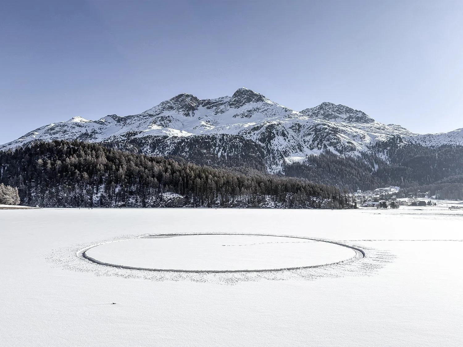 Caroline Christie-Coxon, Ice Ouroboros