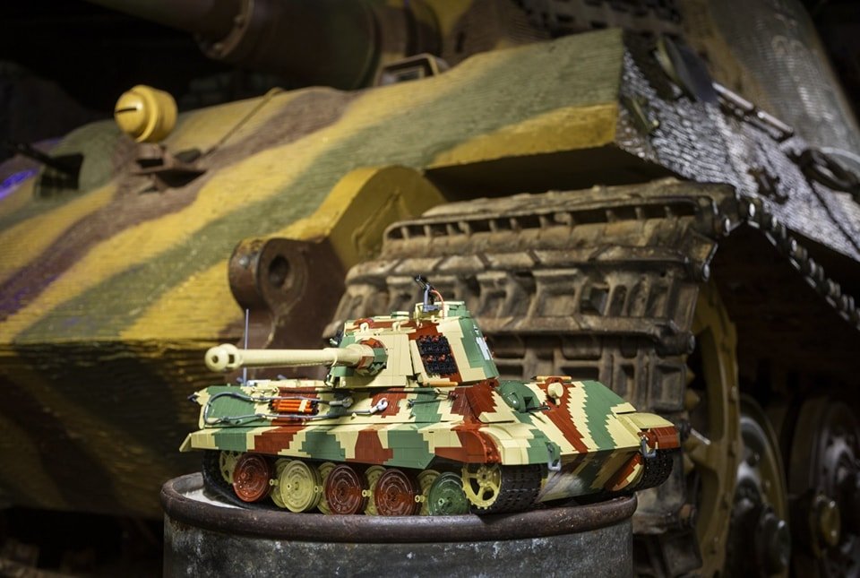  Set 2808, Pz.Kpfw. Tiger II Ausf. B 