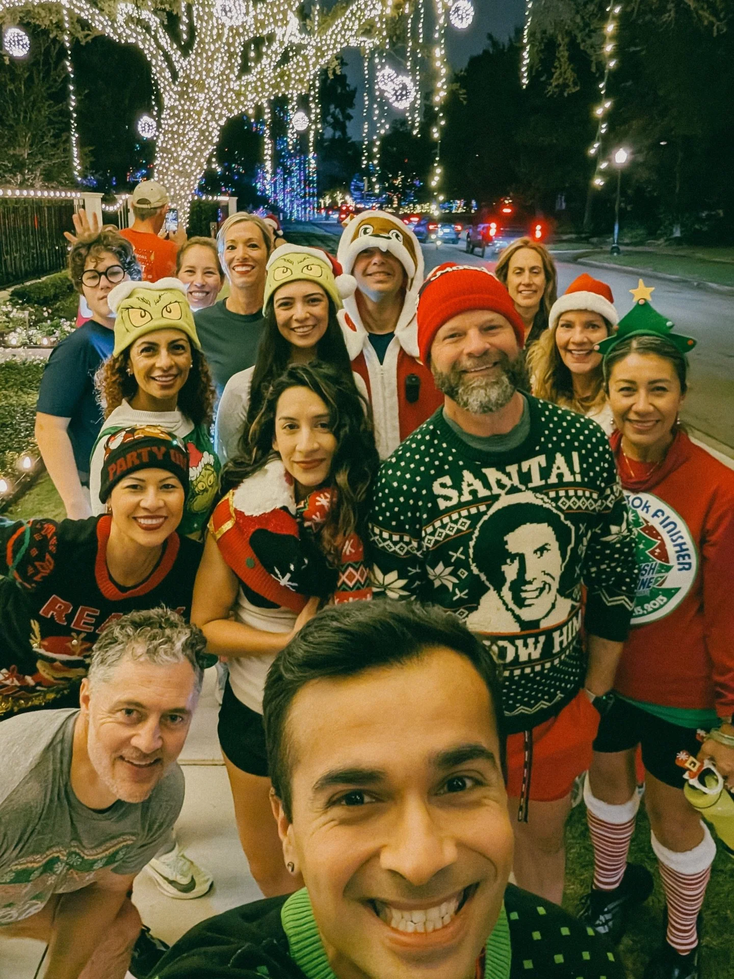 Annual run through the festive River Oaks Lights! ✨🎄 
Rumor has it, it&rsquo;s half off yearly membership to join Northside! Now through 12/31!! So if you want to join this jolly crew of elves, head to the website take advantage of the holiday deal!