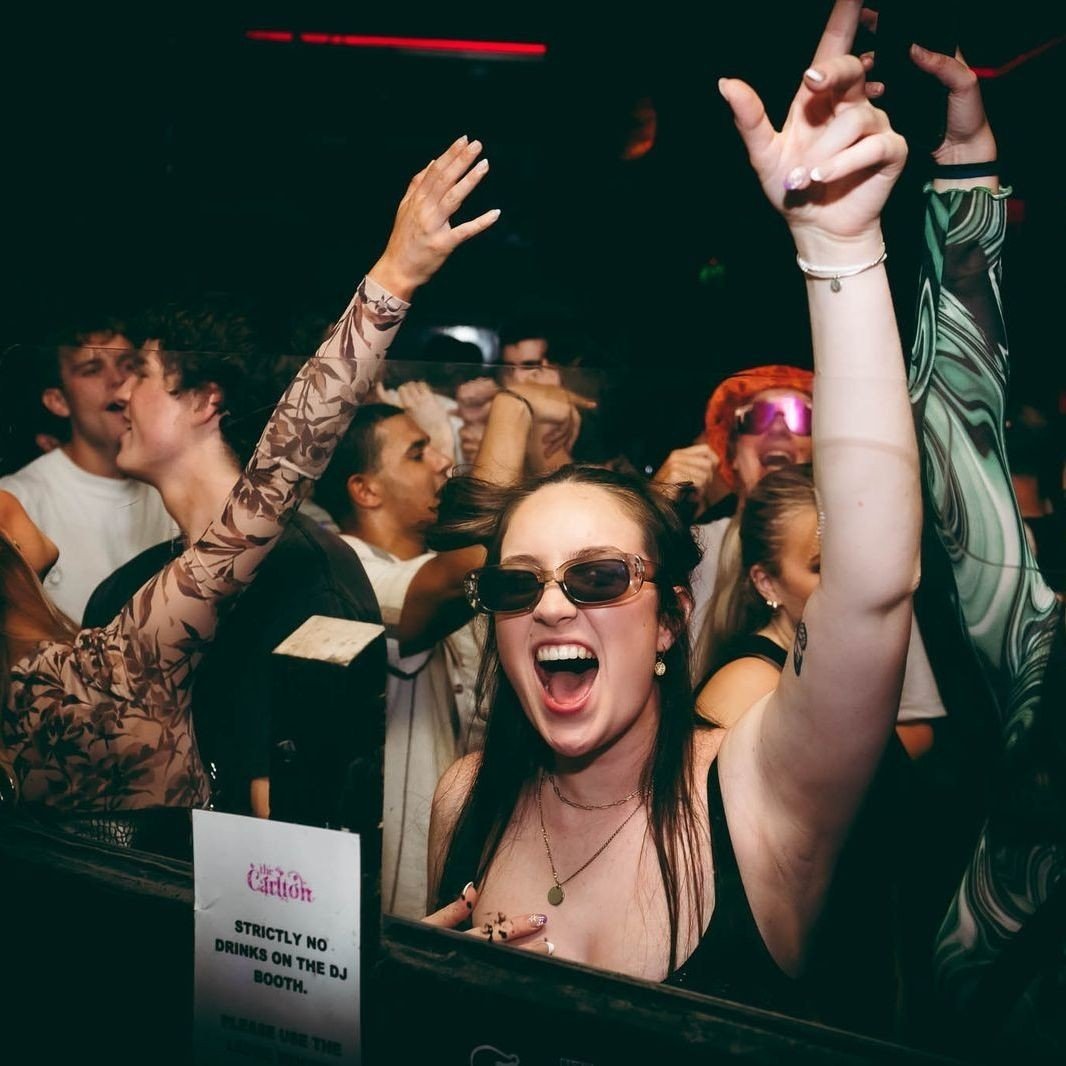 Ready to disco? 🪩⚡️⁠
⁠
We're warming up the dance floor 💃 with DJs spinning til 3am across two levels.⁠
⁠
🍹Come down early for a delicious meal or a cocktail...⁠
⁠
#carltonsaturdays #disco #danceallnight #bringthebeats #happyhour #weekendparty #me