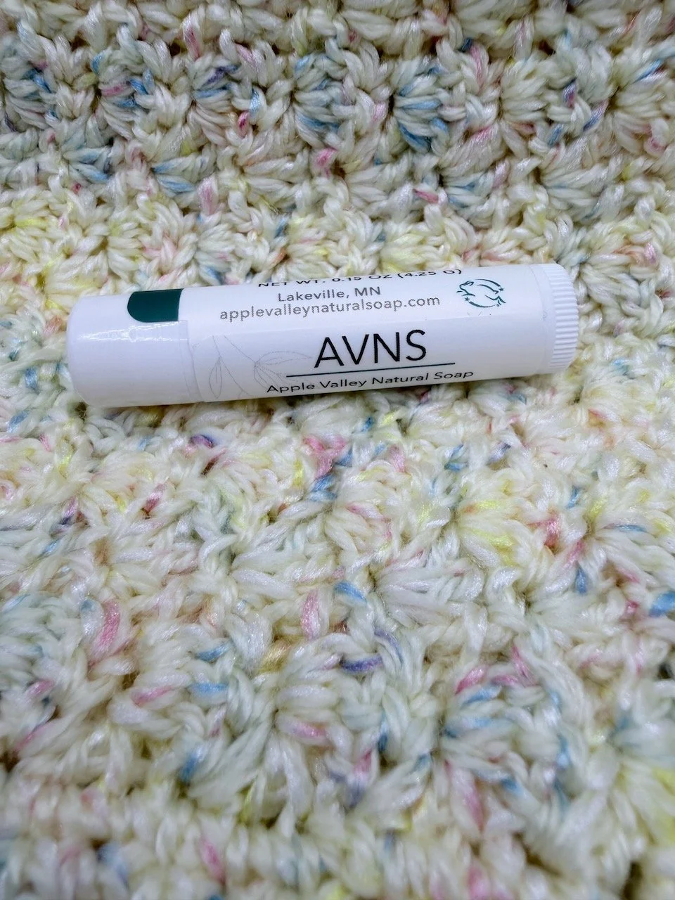 Apple Valley Natural Lip Balm – Latte AVN Label.jpeg