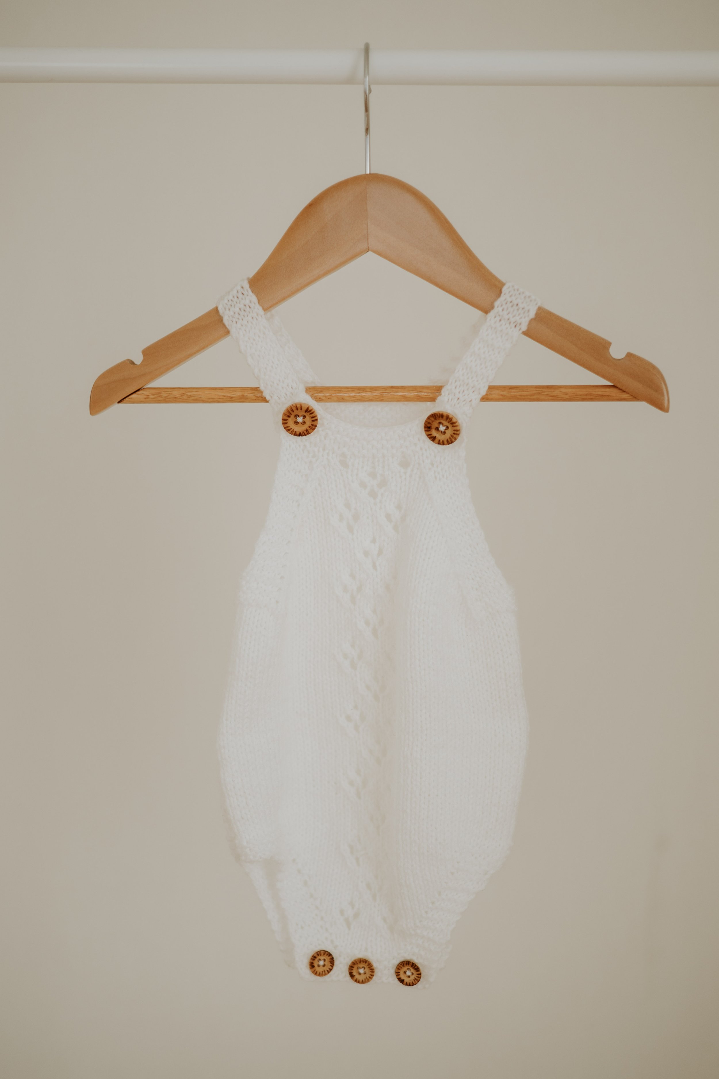 HEIRLOOM KNIT ROMPER
| 0-3M