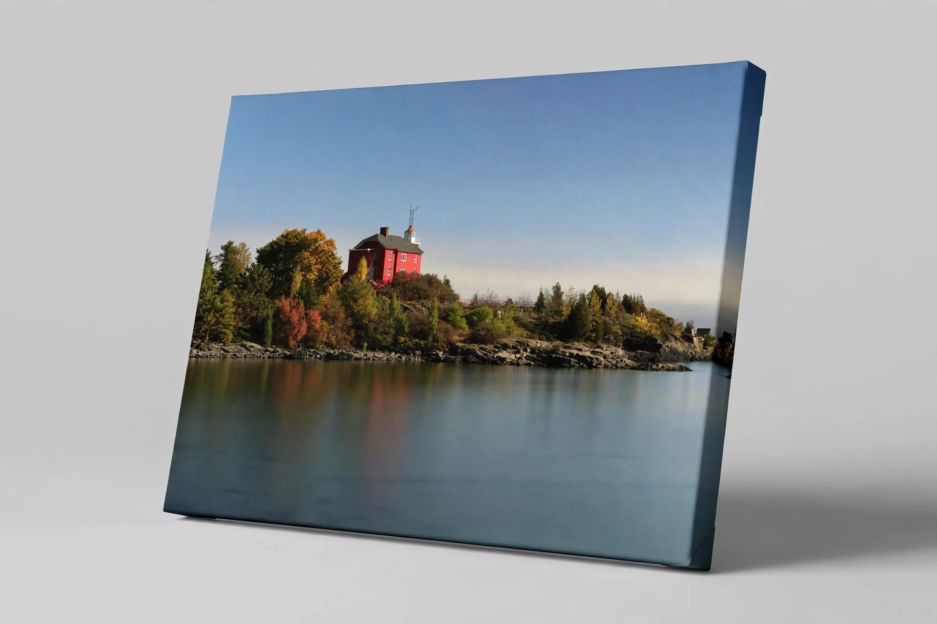 media-generation-marquette-canvas-wrap-0-e13809da-2957-40ee-ae08-004bdc89b0b5.webp
