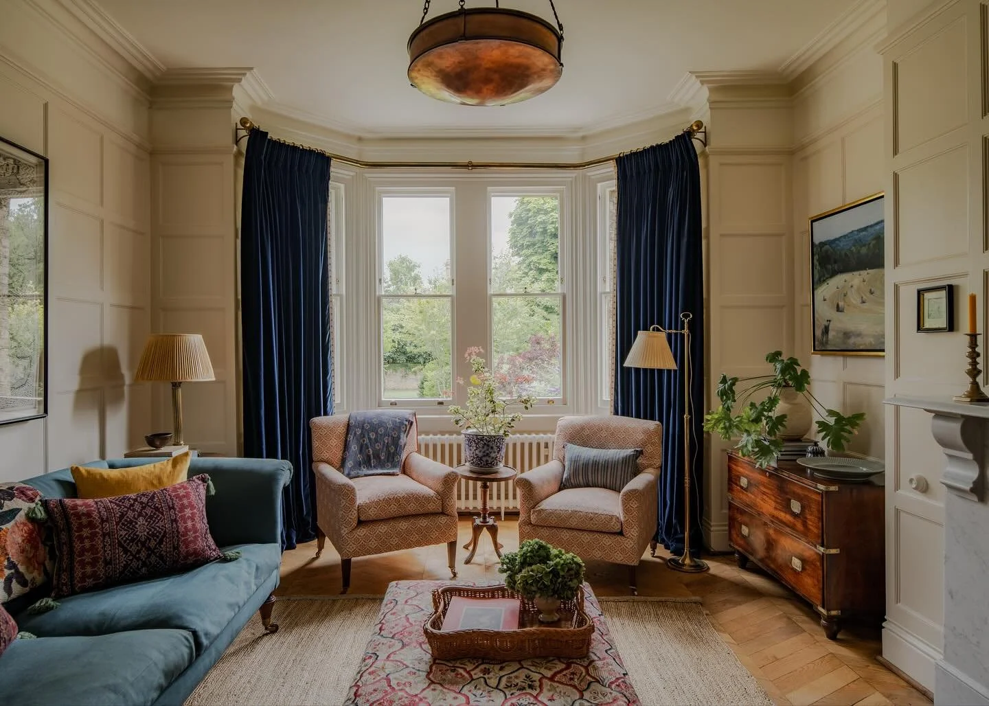A home should be more than just walls and furniture, it should tell the story of the people who live there.

We specialise in creating timeless country house interiors that feel as though they have evolved gracefully over generations.  Every room, ev