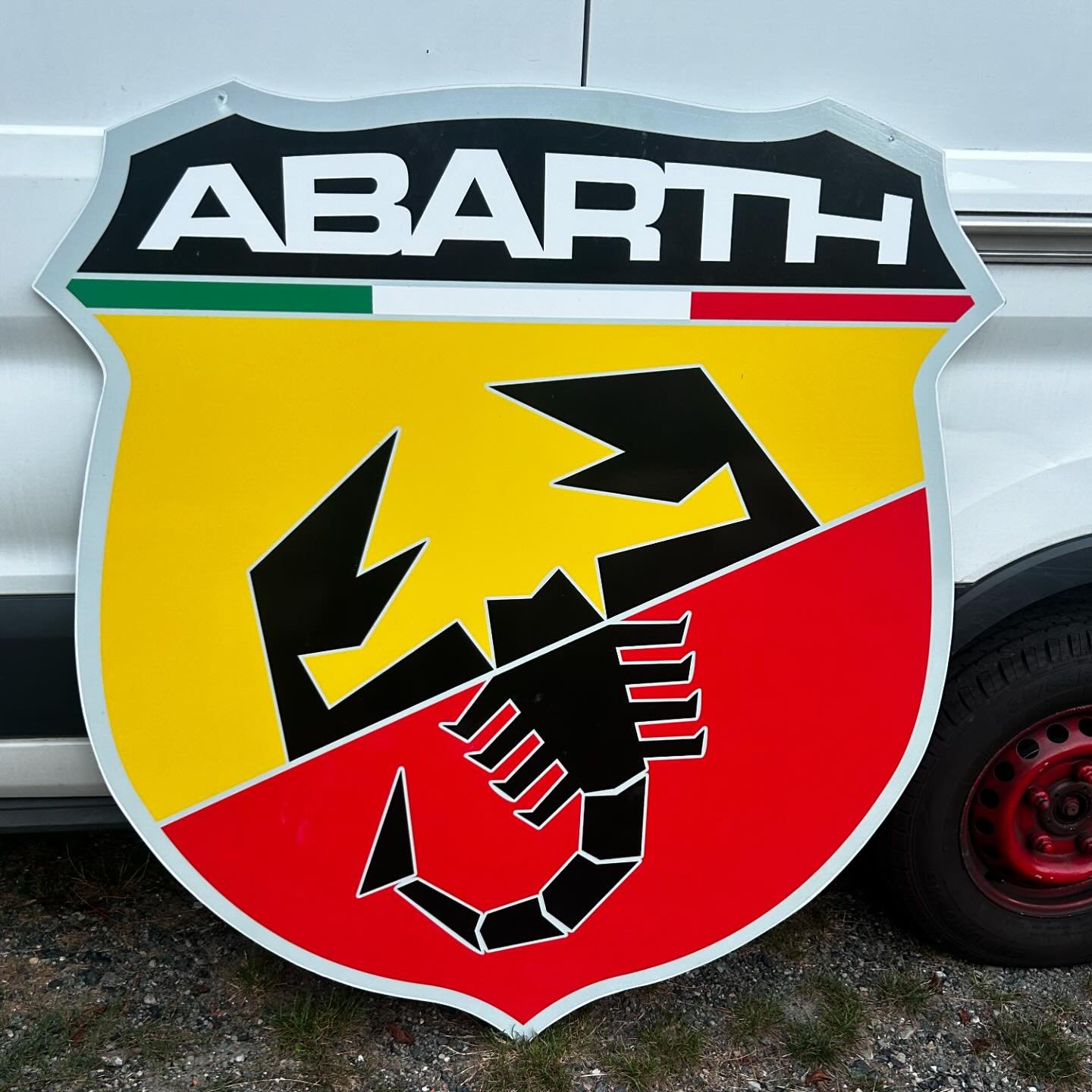 Large original main dealer Abath sign
Available mid September

#automobilia #abarth #abarth695 #fiat500abarth #mancave#abarthitalia #classiccars #sportivo #fiatdealer#forsale