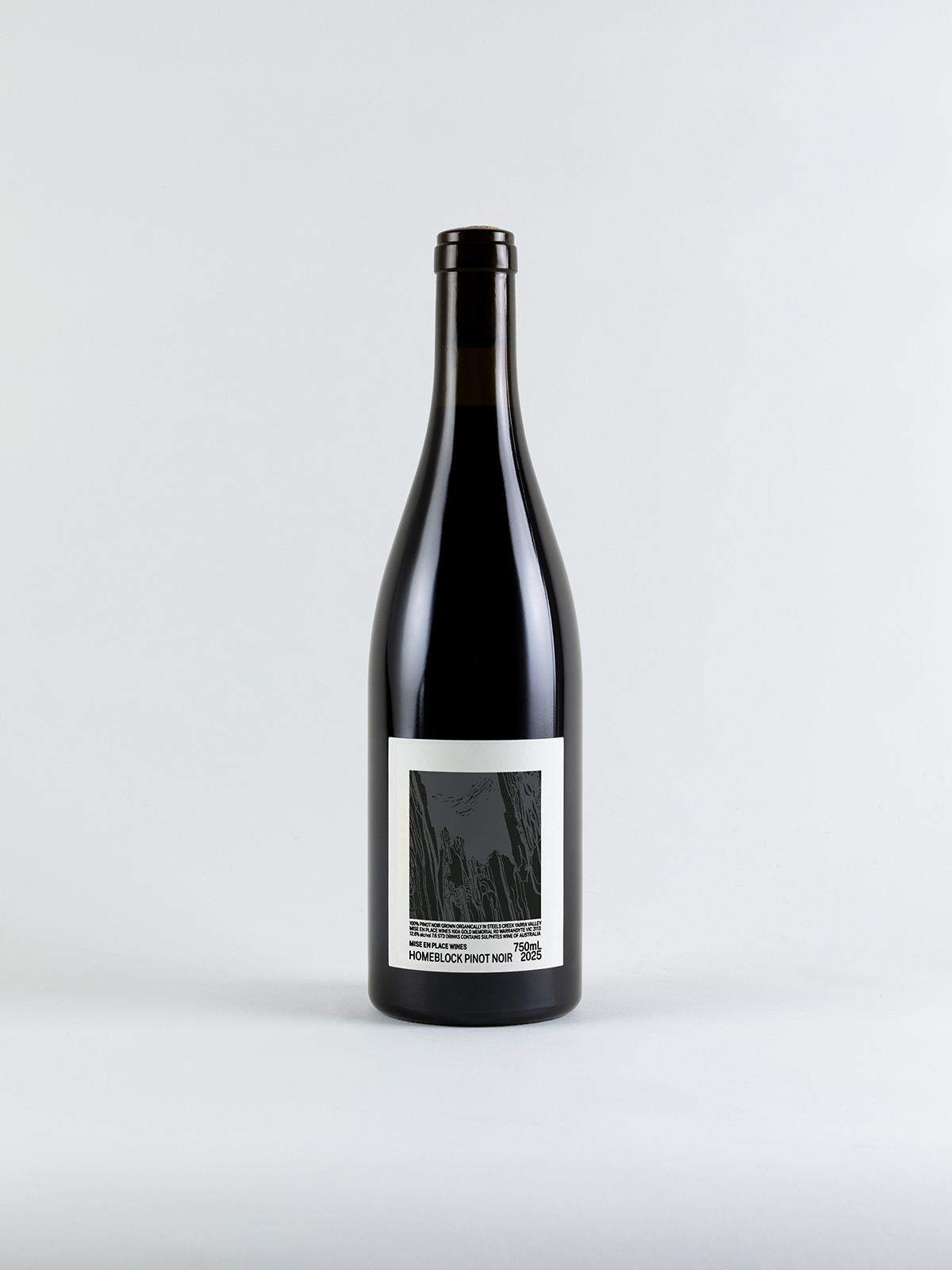 25_HB Pinot Noir_1200x1600_150DPI.png