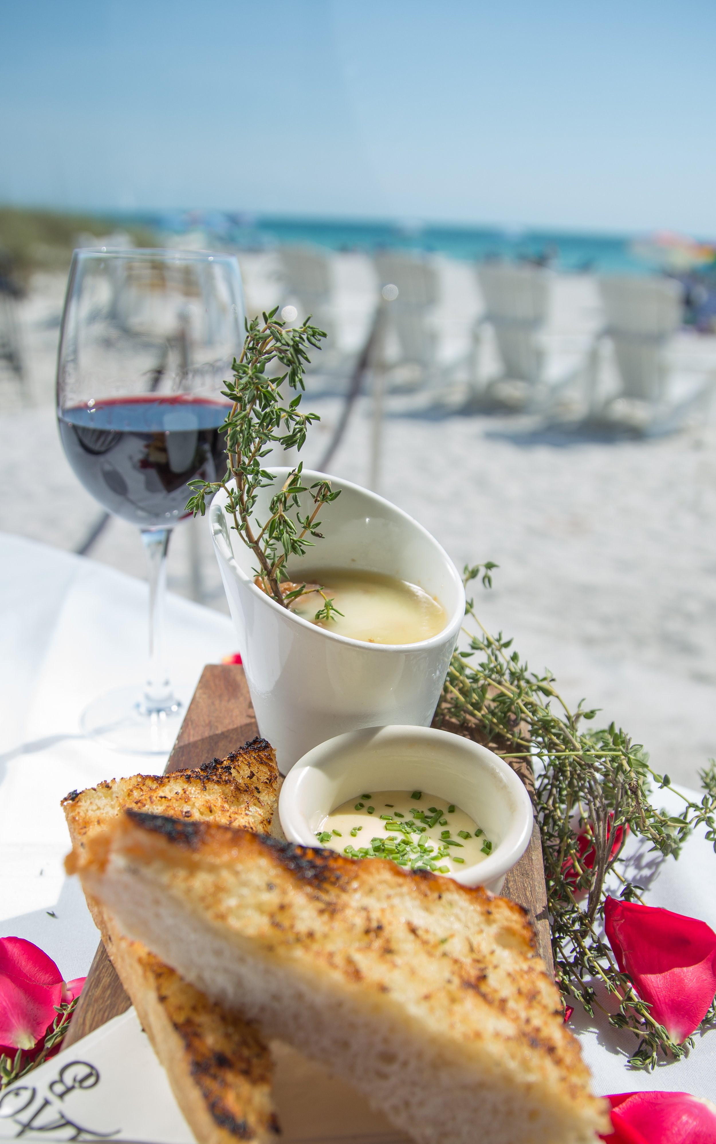 Beach-Bistro-Appetizer-Beach-Dining.jpg