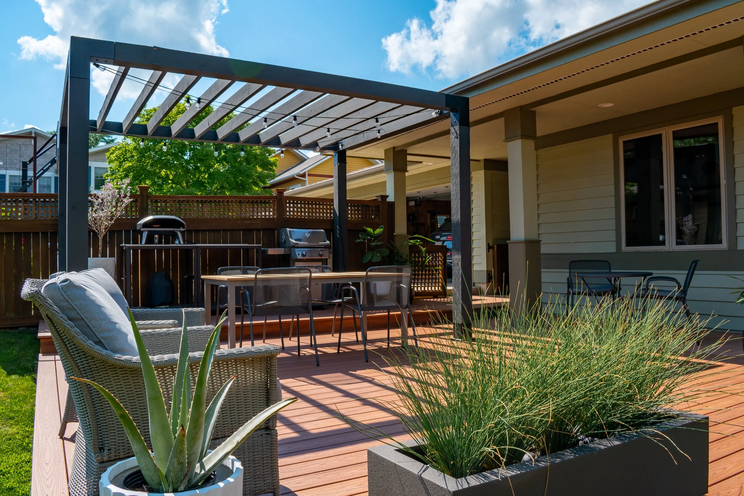 Portfolio — Artisan Deck & Outdoor Living