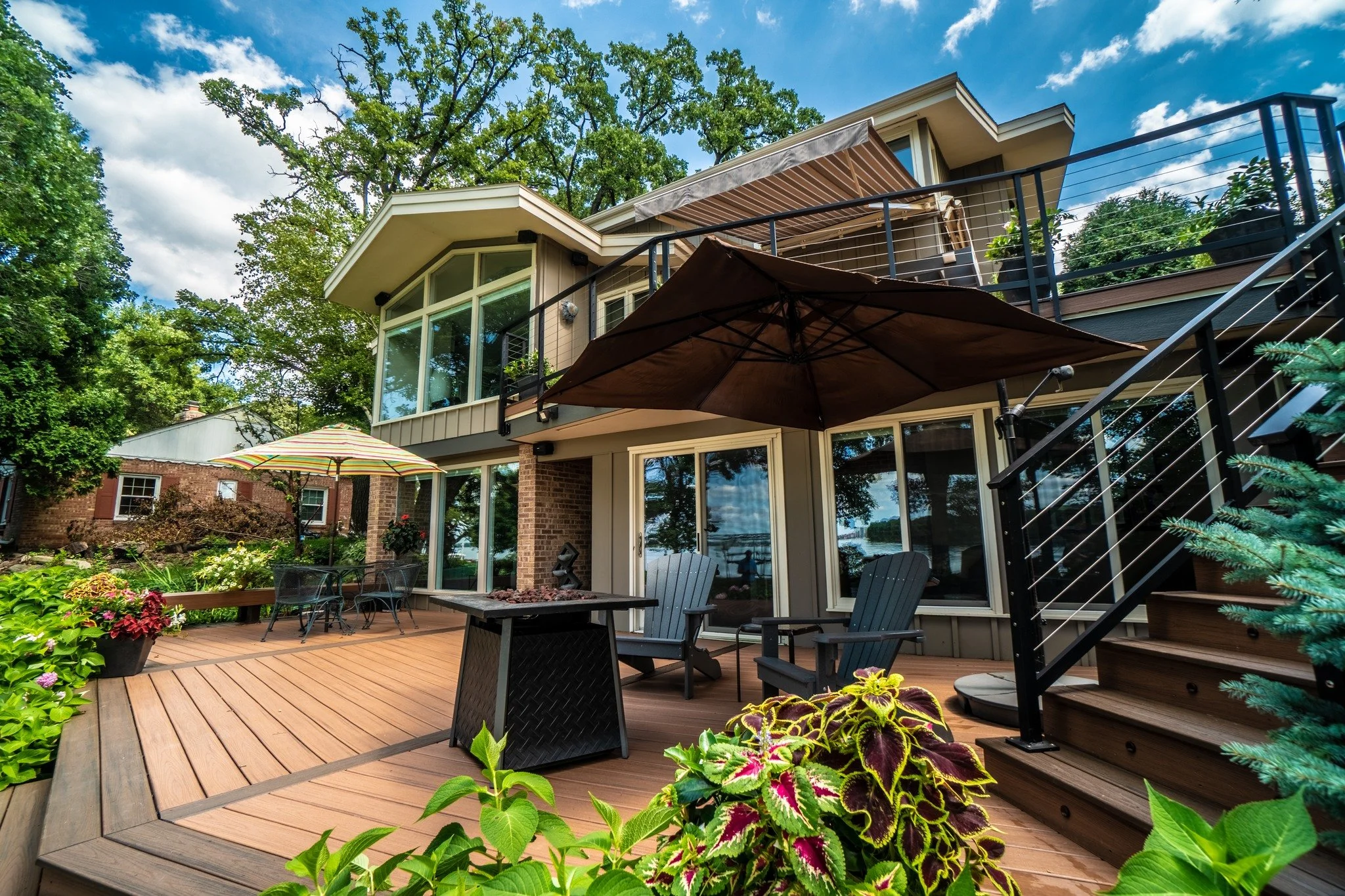 Give us a call at 608-405-5596 to discuss your deck project today!
 #trexpro #trexproplatinum #artisandeckandoutdoorliving #trexdecking #madisonwi