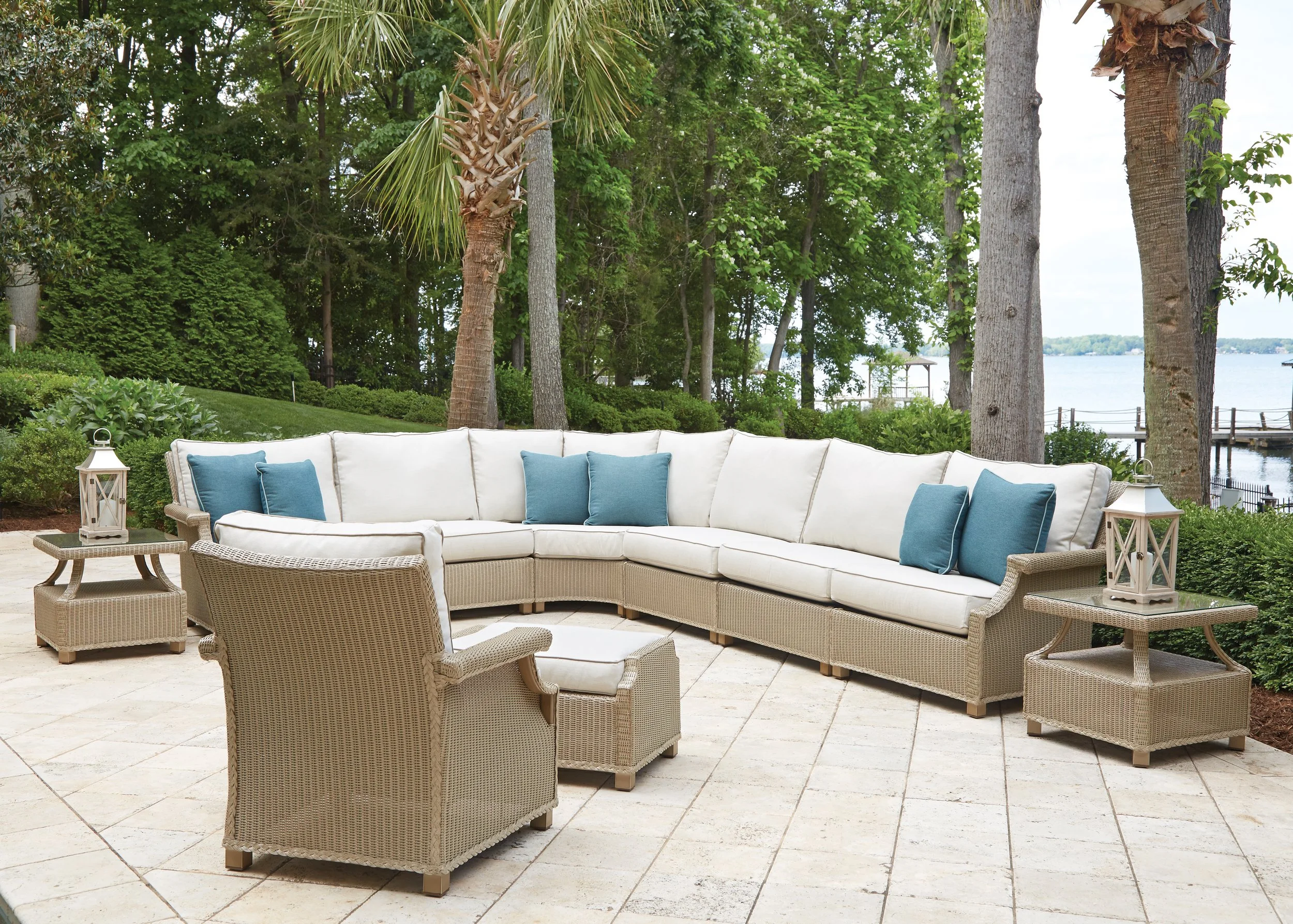 hamptons-sectional-fawn-h-300dpi.jpg