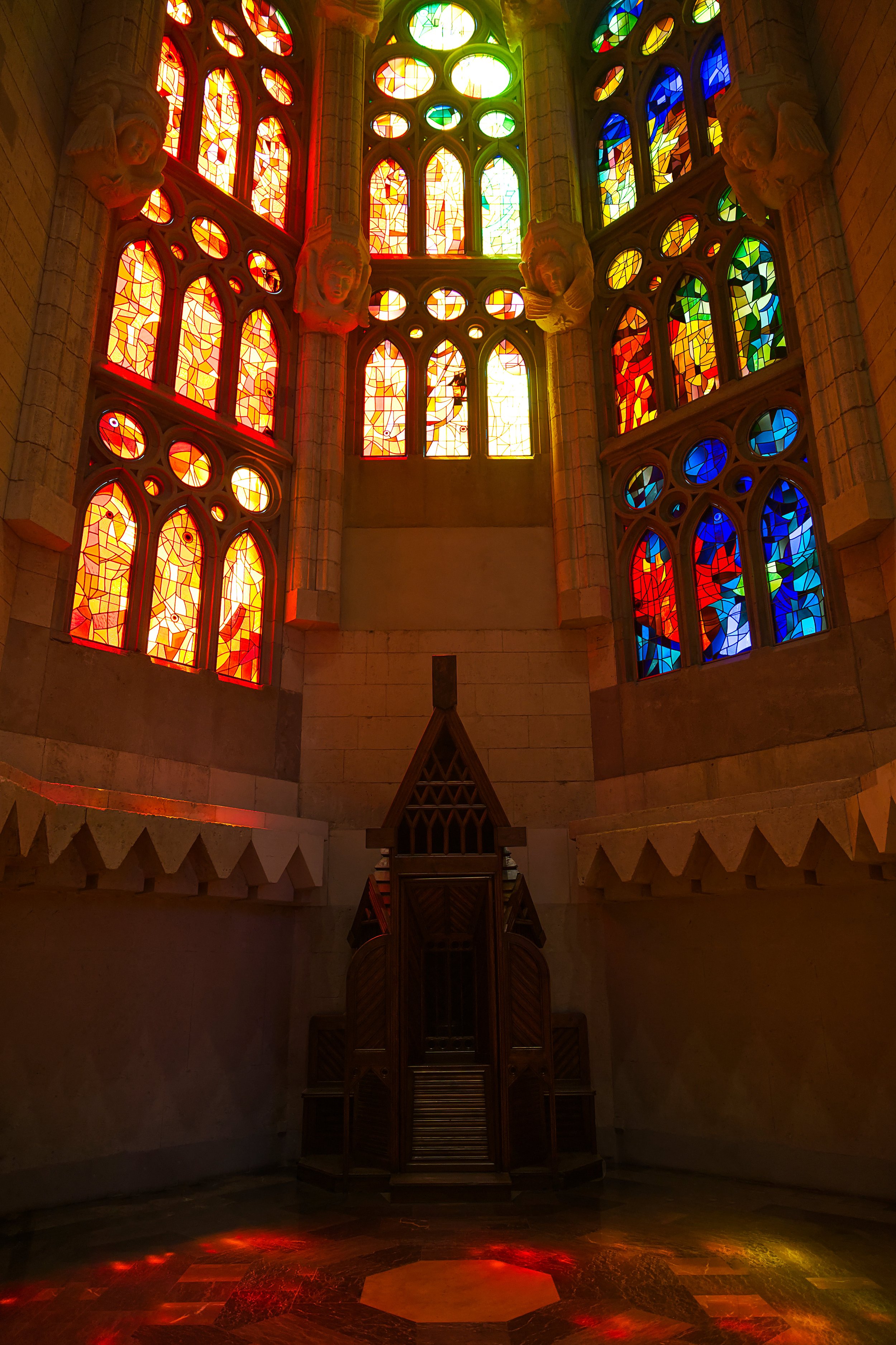 Rainbow Confesional.jpg