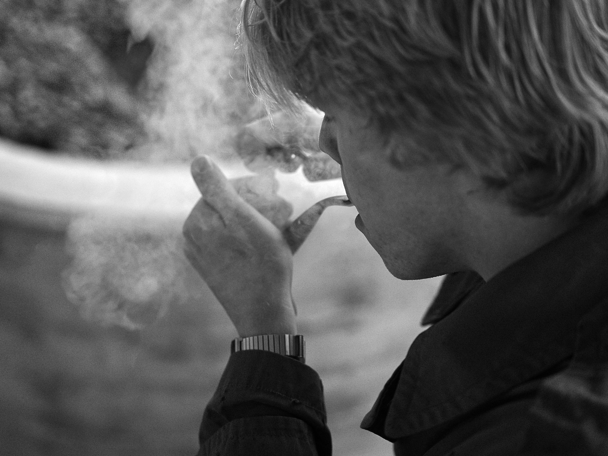 Overshoulder Light.jpg