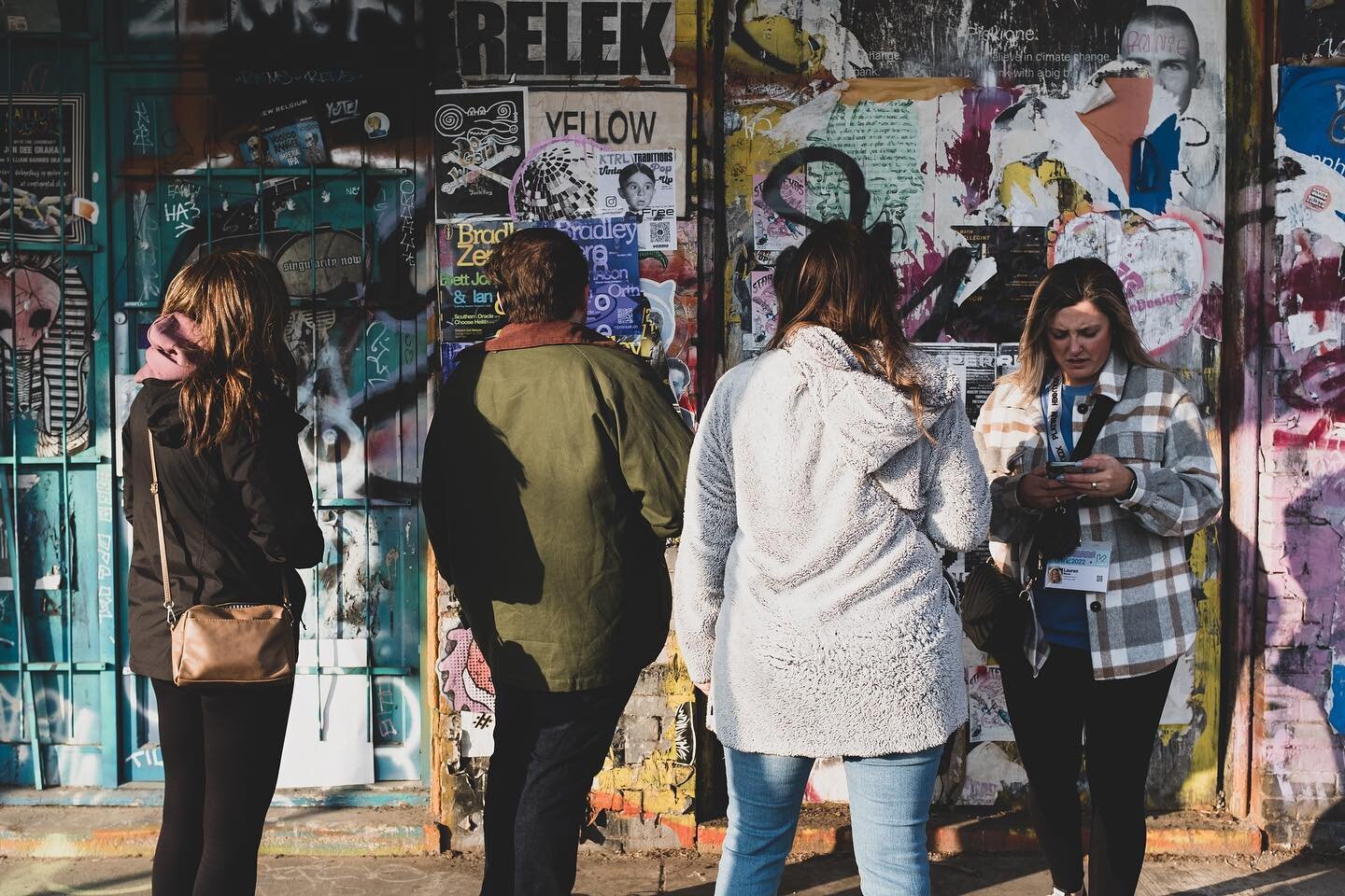 Photo dump brought to you by @sxsw 
.
.
.
.
#sxsw #austin #6thstreet  #doodle #fujifilm @sirwomanmusic