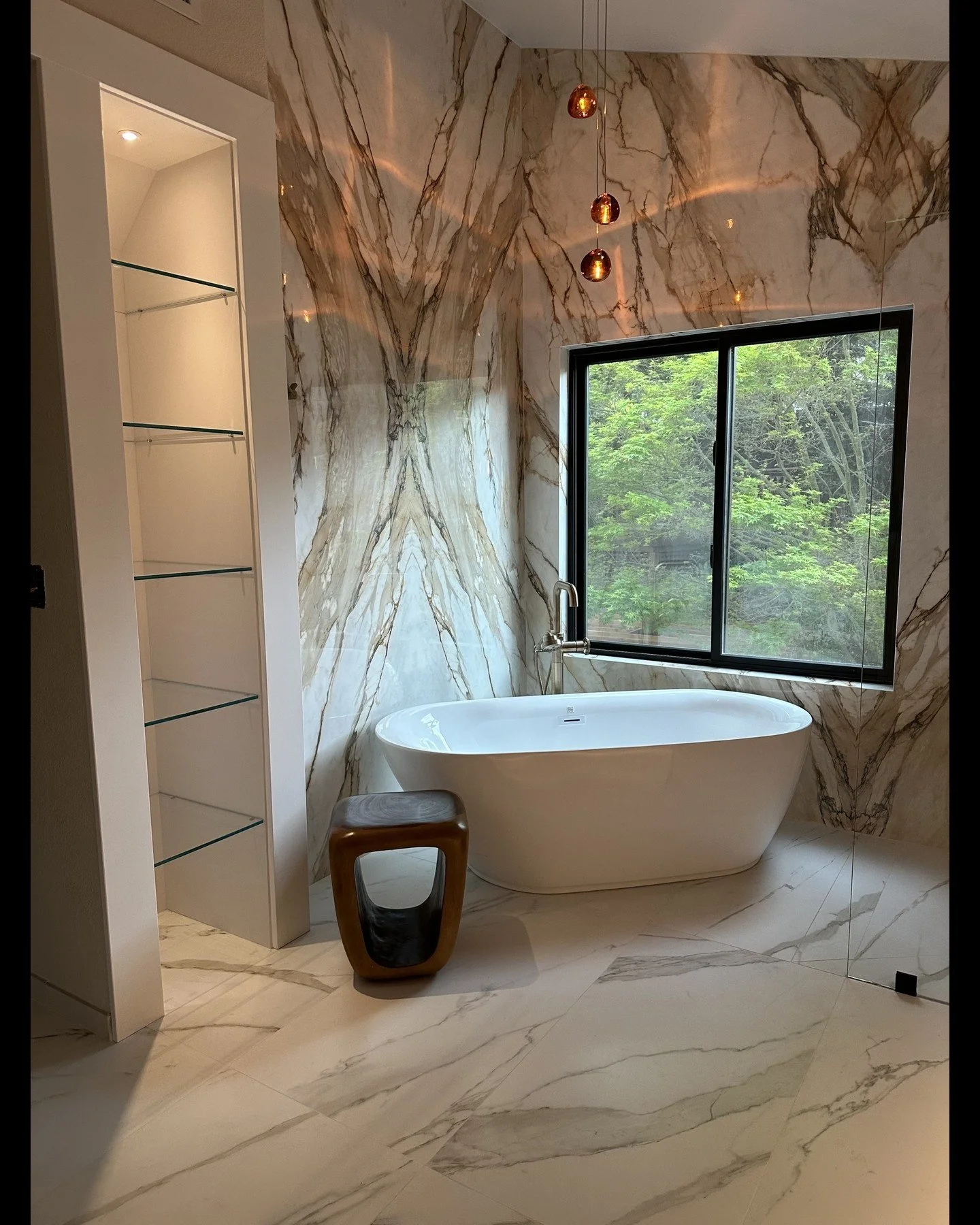 Bathroom remodels can be disruptive, but not with us! At Benicia Home Improvement Center, we aim to make our remodels less invasive than your average renovation. http://www.beniciahomeimp.com
 

 
 
 

#BathroomRemodel #HomeImprovement