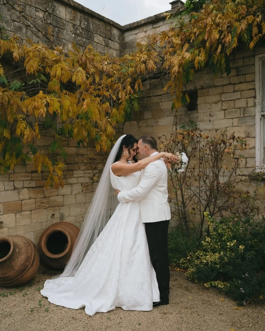 What a beyond glorious day for T &amp; J, who celebrated their love at @eastingtonpark this past week.

The day was pure fairytale &mdash; filled with laughter, happy tears, and the kind of love that lights up every corner of a room.

What an absolut