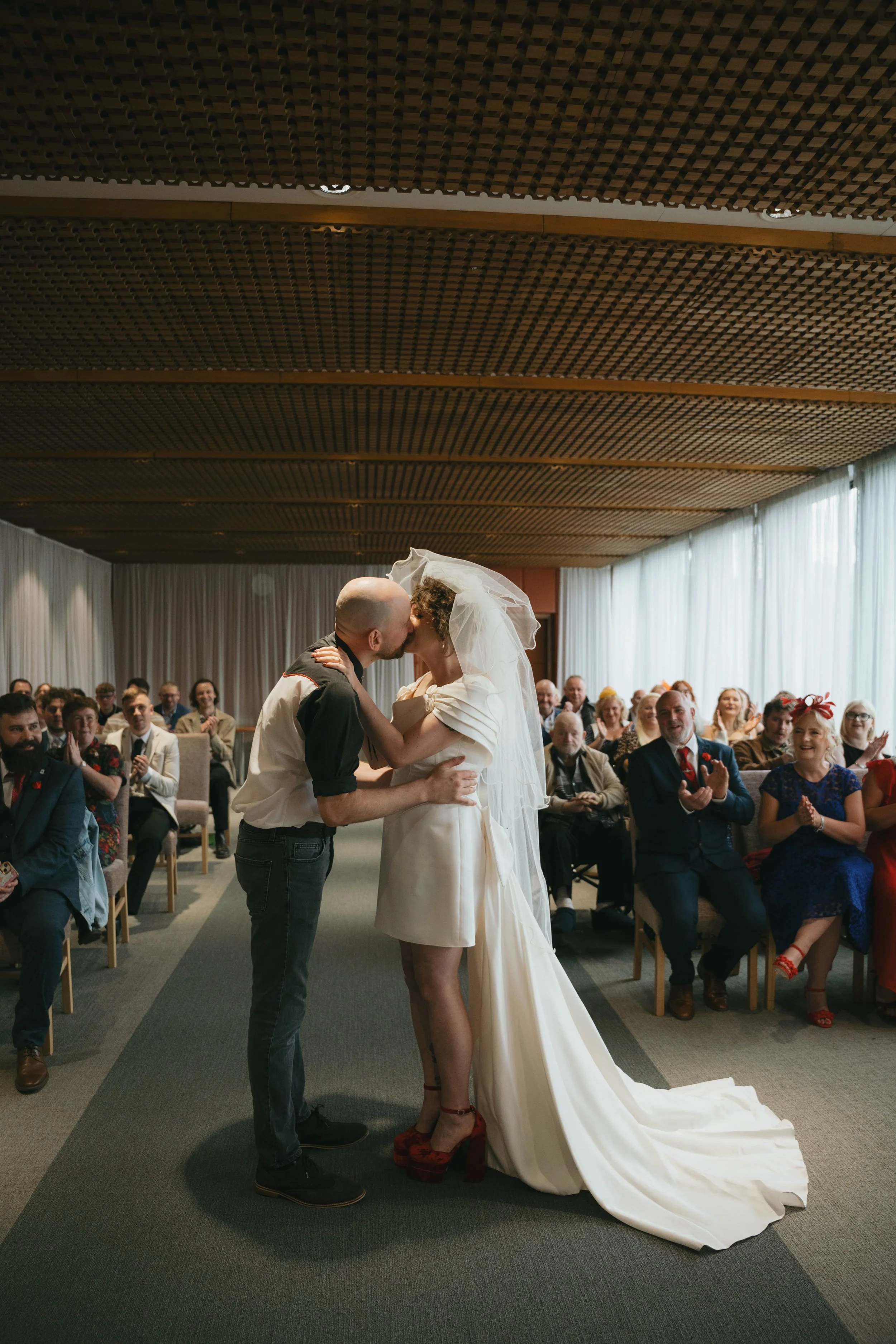R &amp; C - Newcastle Civic Centre Wedding + The Cluny Reception | Newcastle Wedding Photographer