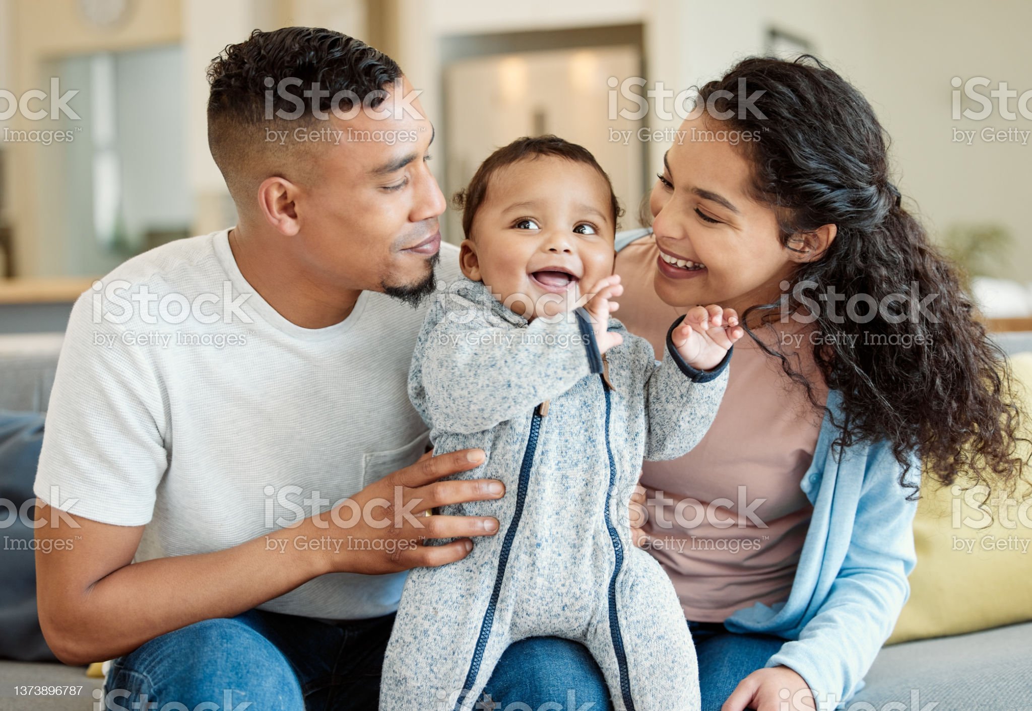 istockphoto-1373896787-2048x2048.jpg