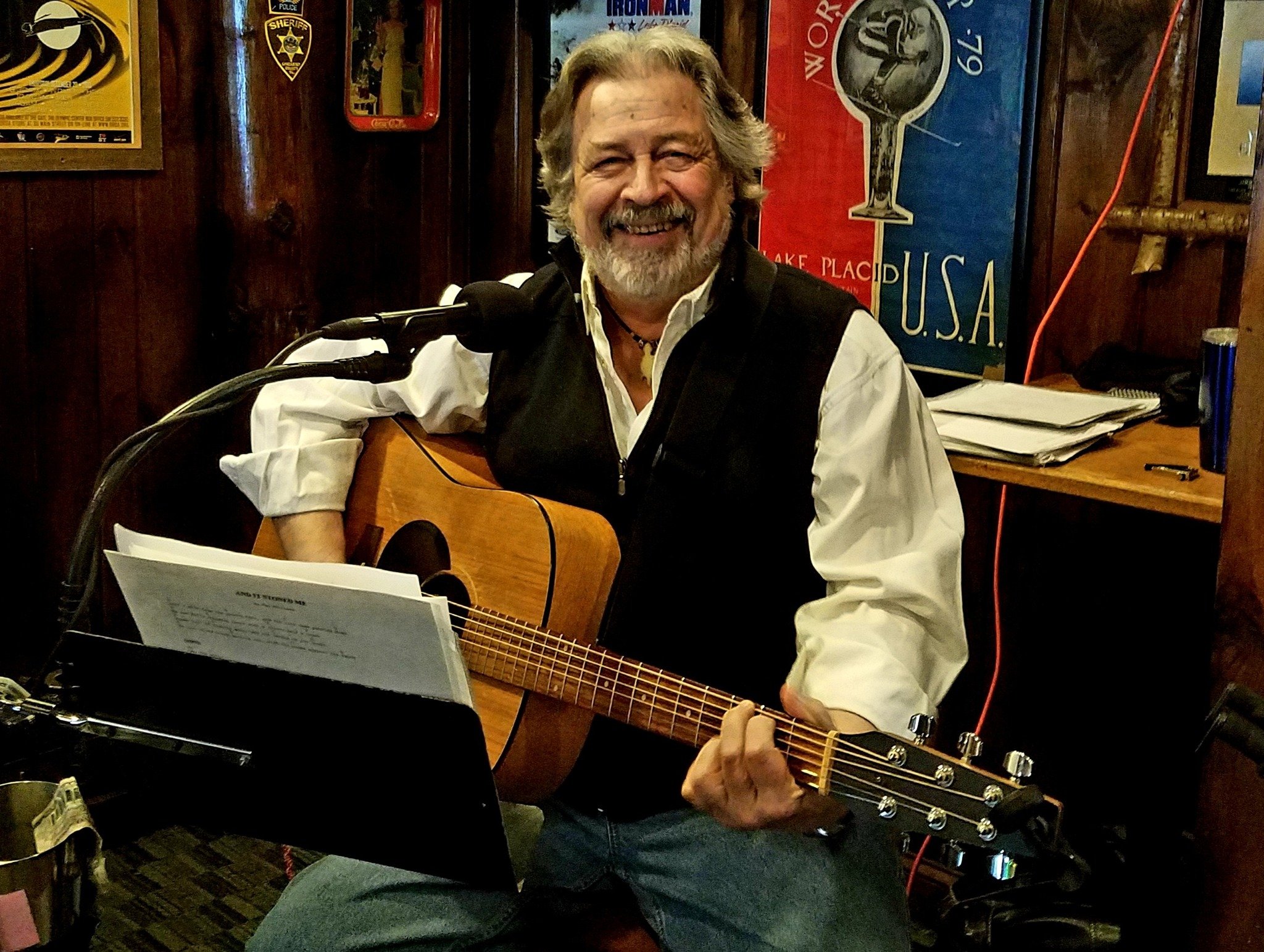 Live Music with Wayne Failing