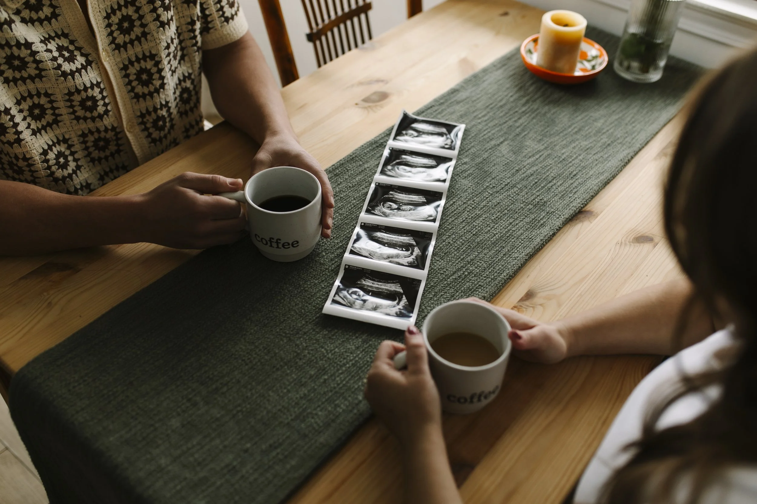 Kylee &amp; Jake | An in-home Pregnancy Announcement 