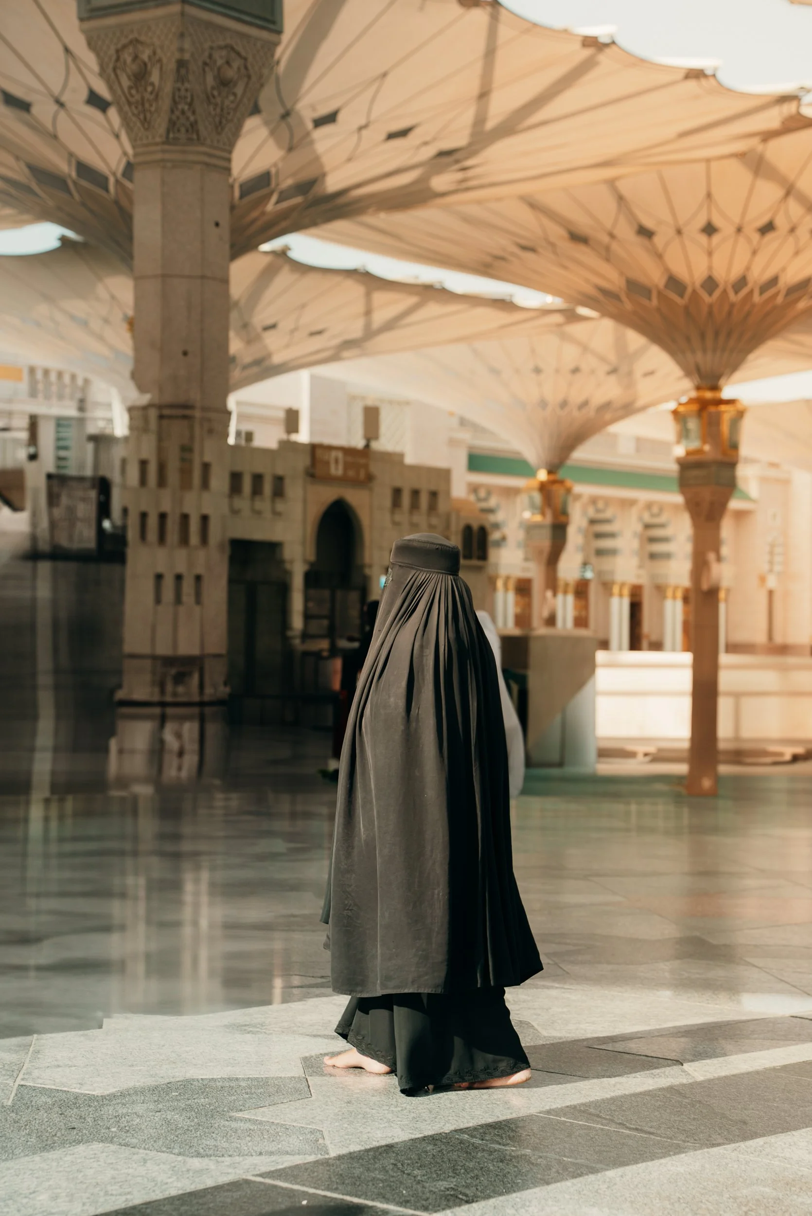 saudi-100.jpg