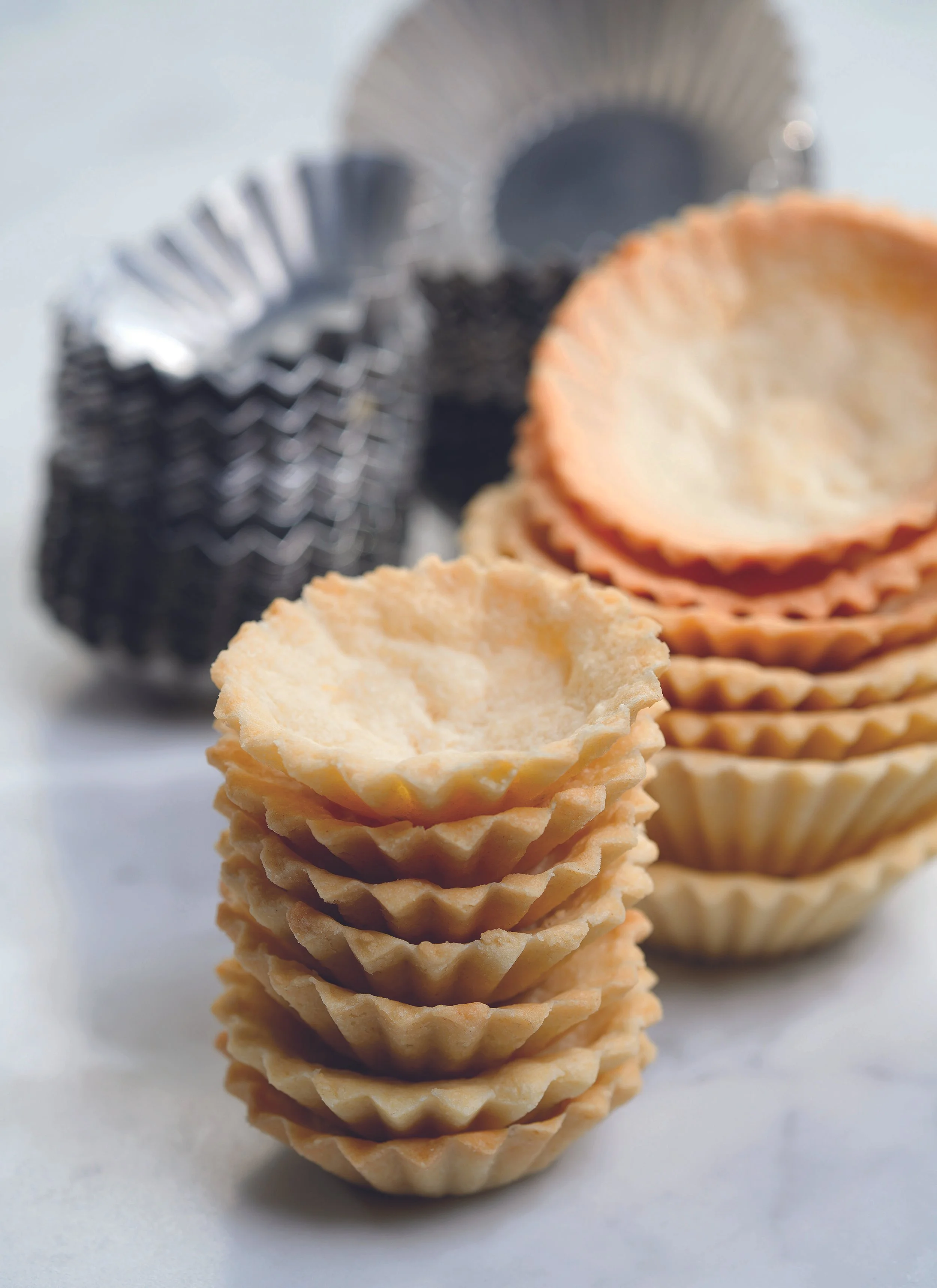 Bake sandbakkels, kourabiedes, and coconut cake with Lee Svitak Dean