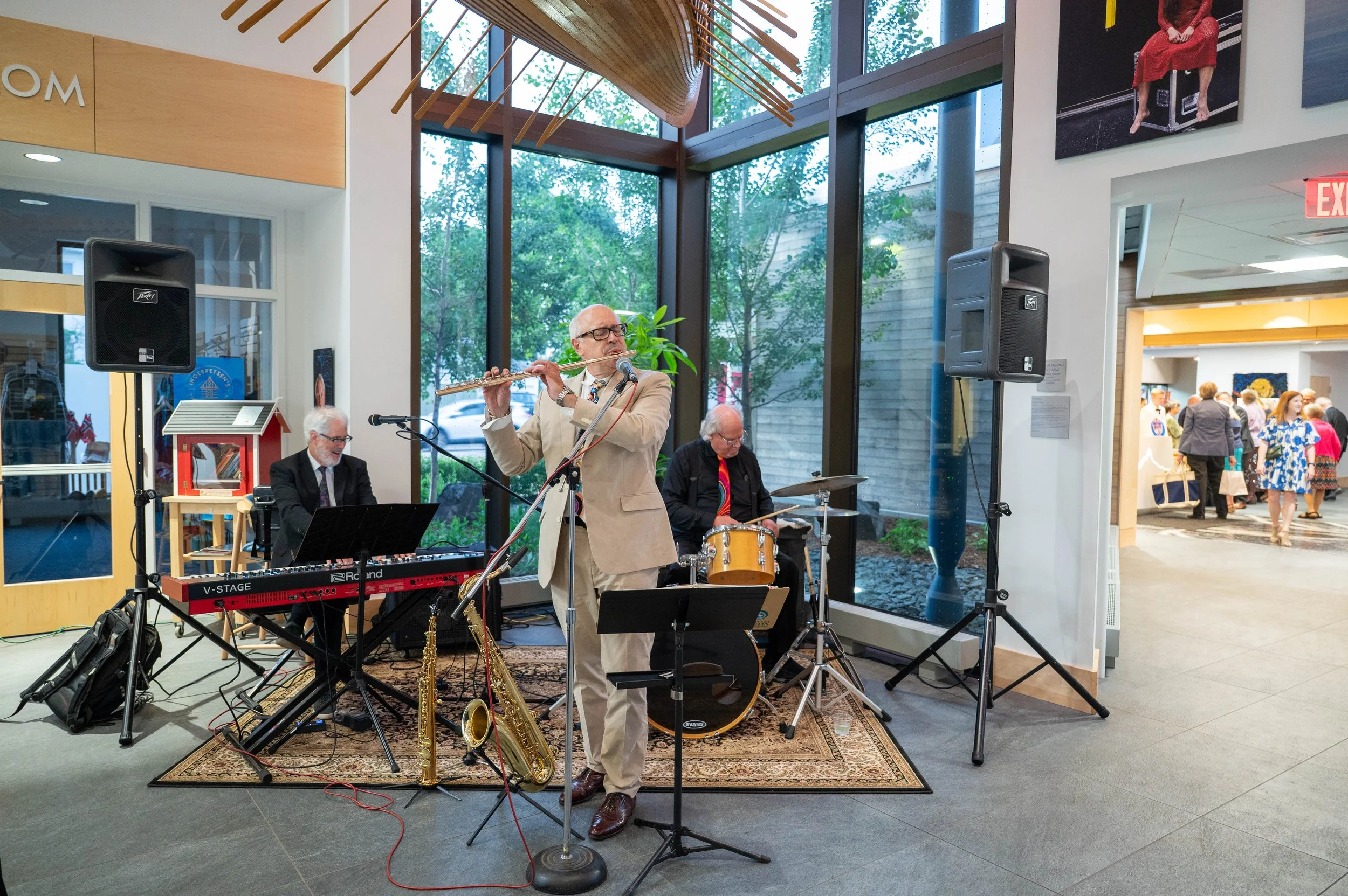 Hygge Happy Hour with Peter and the Jazztronauts